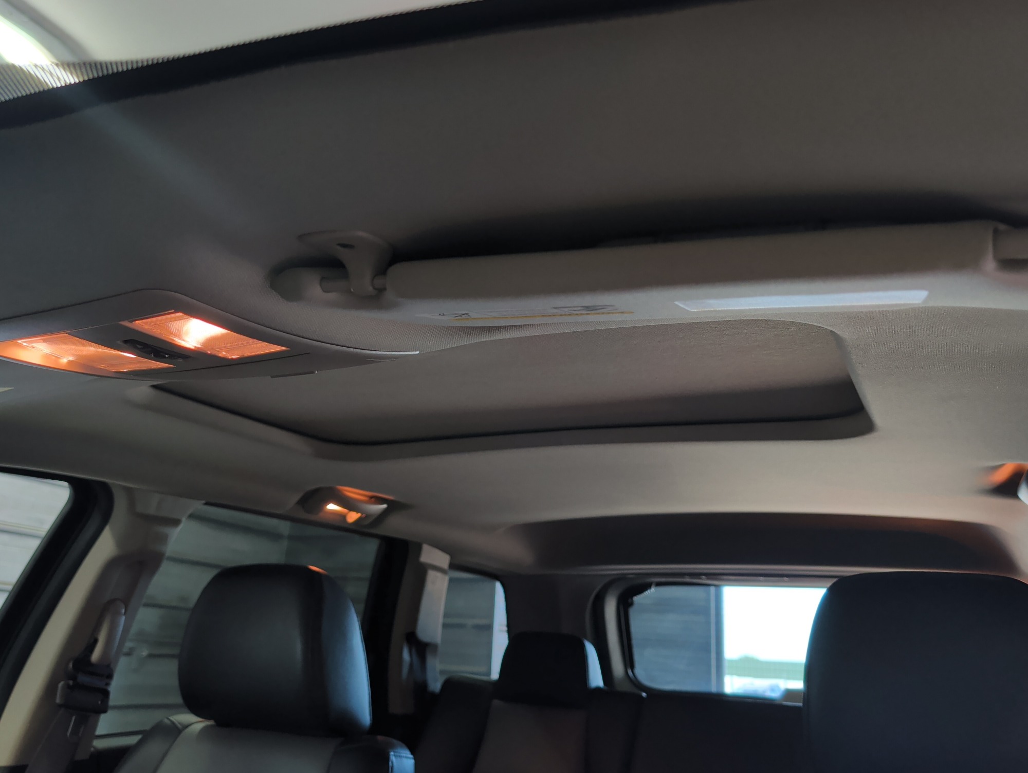 2008 jeep grand-cherokee laredo-4wd with 85427 miles for sale near elk-river, minnesota 106340_35_headliner_sunroof.jpg