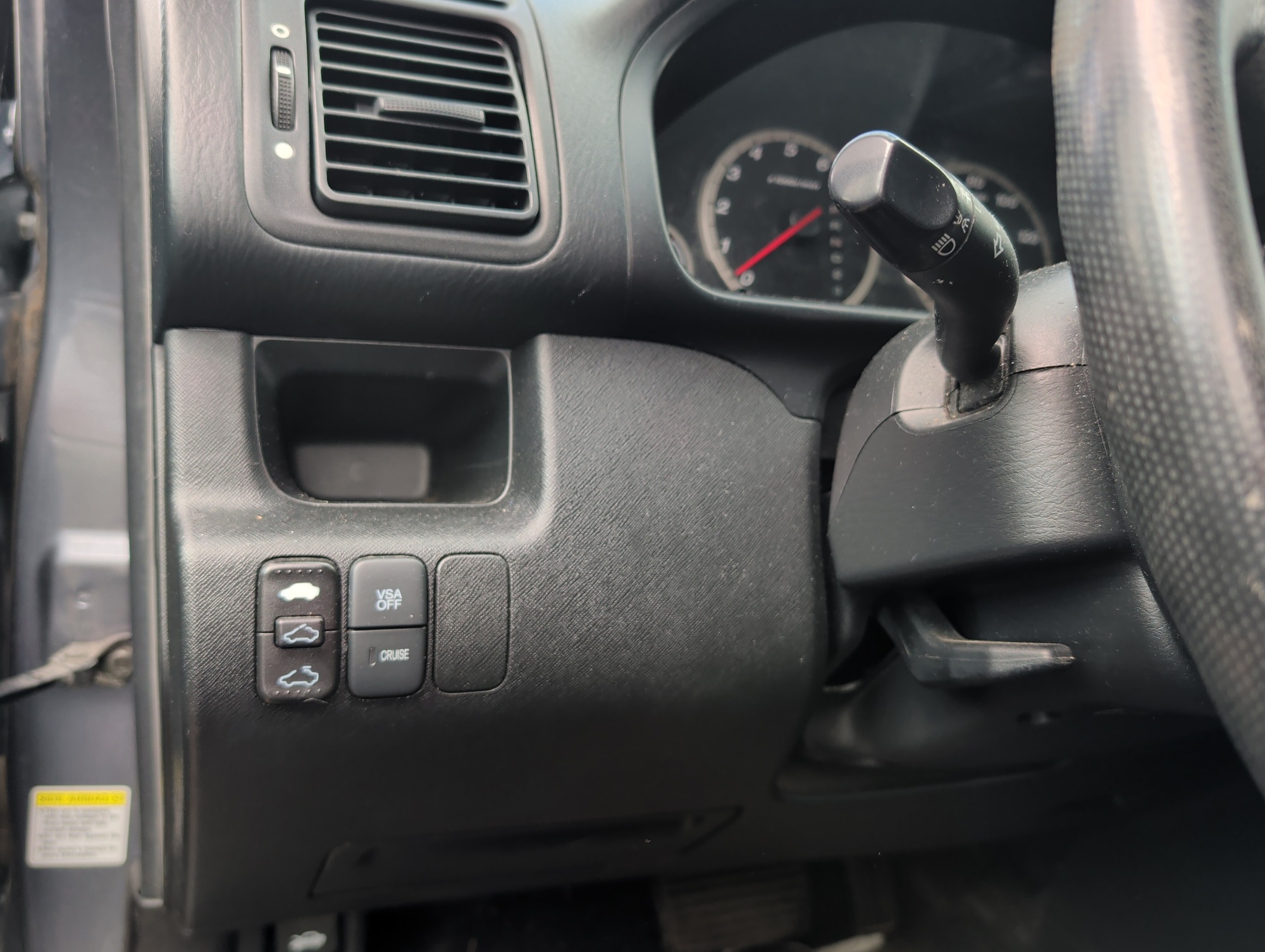 2006 honda cr-v se-4wd-at with 148394 miles for sale near elk-river, minnesota 106341_37_left_of_steering_wheel.jpg