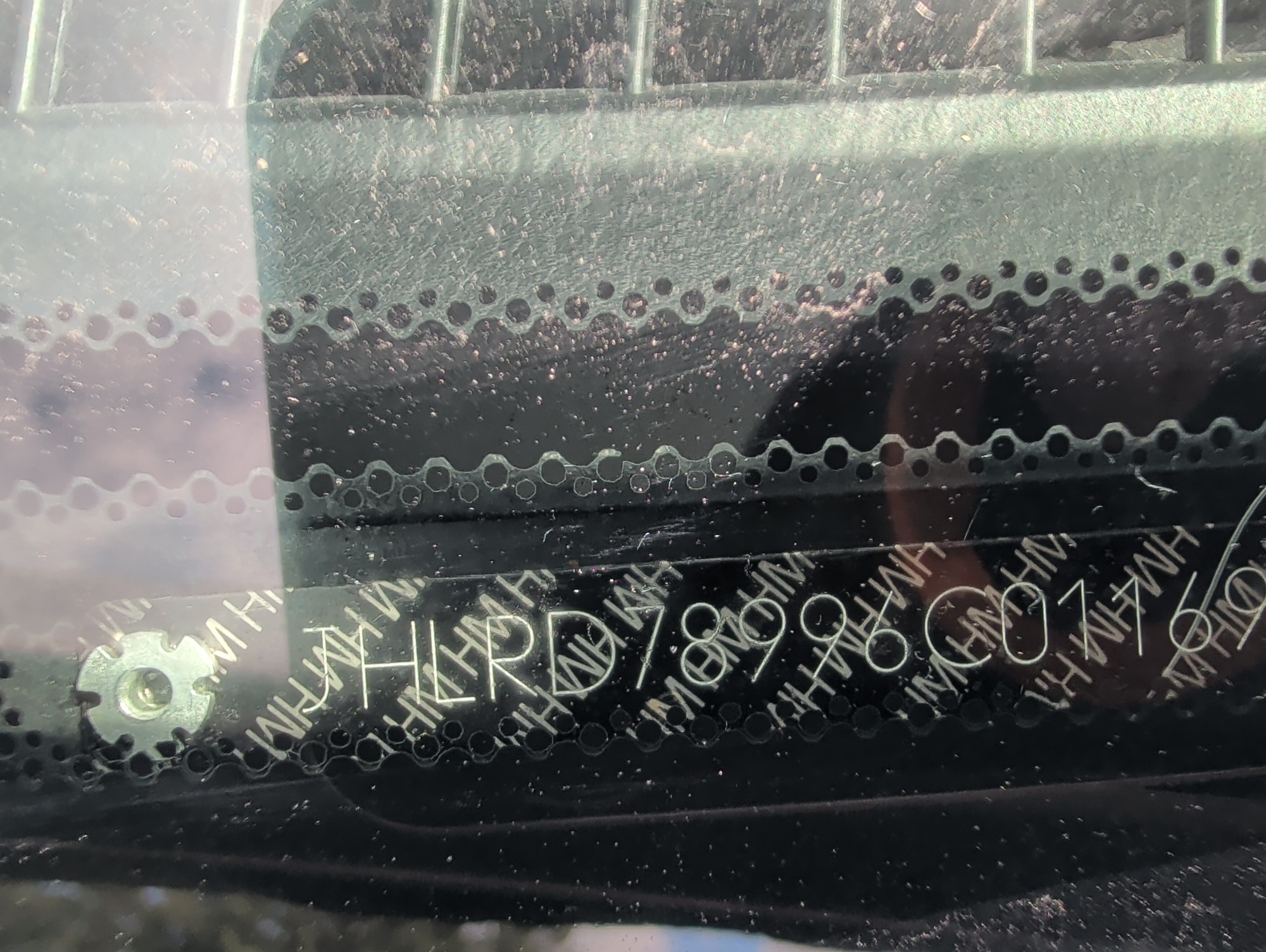2006 honda cr-v se-4wd-at with 148394 miles for sale near elk-river, minnesota 106341_48_windshield_vin_plate.jpg