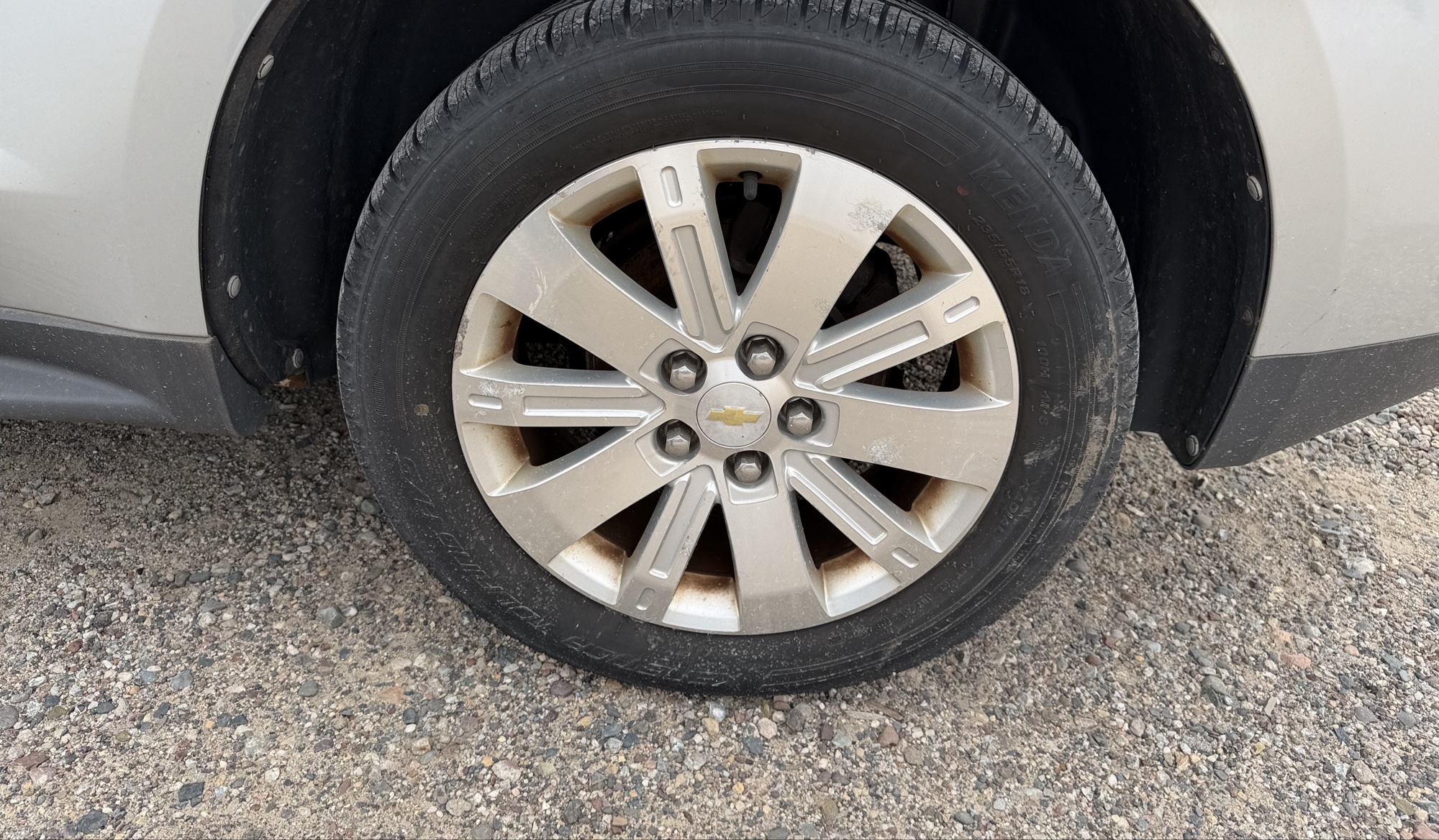2011 chevrolet equinox 2lt-awd with 116552 miles for sale near elk-river, minnesota 106342_13_rear_drv_wheel.jpg
