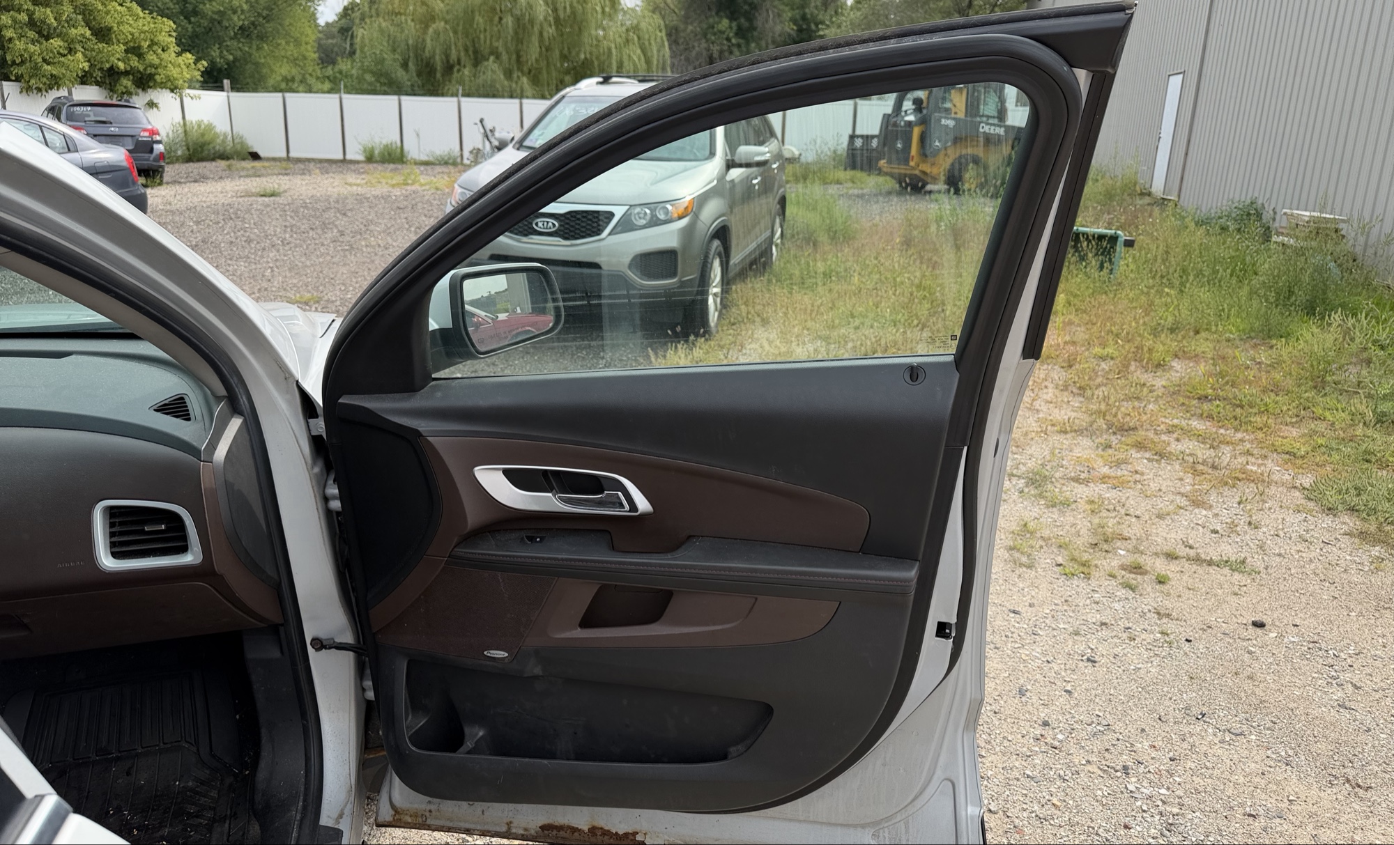 2011 chevrolet equinox 2lt-awd with 116552 miles for sale near elk-river, minnesota 106342_32_passenger_door_panel.jpg