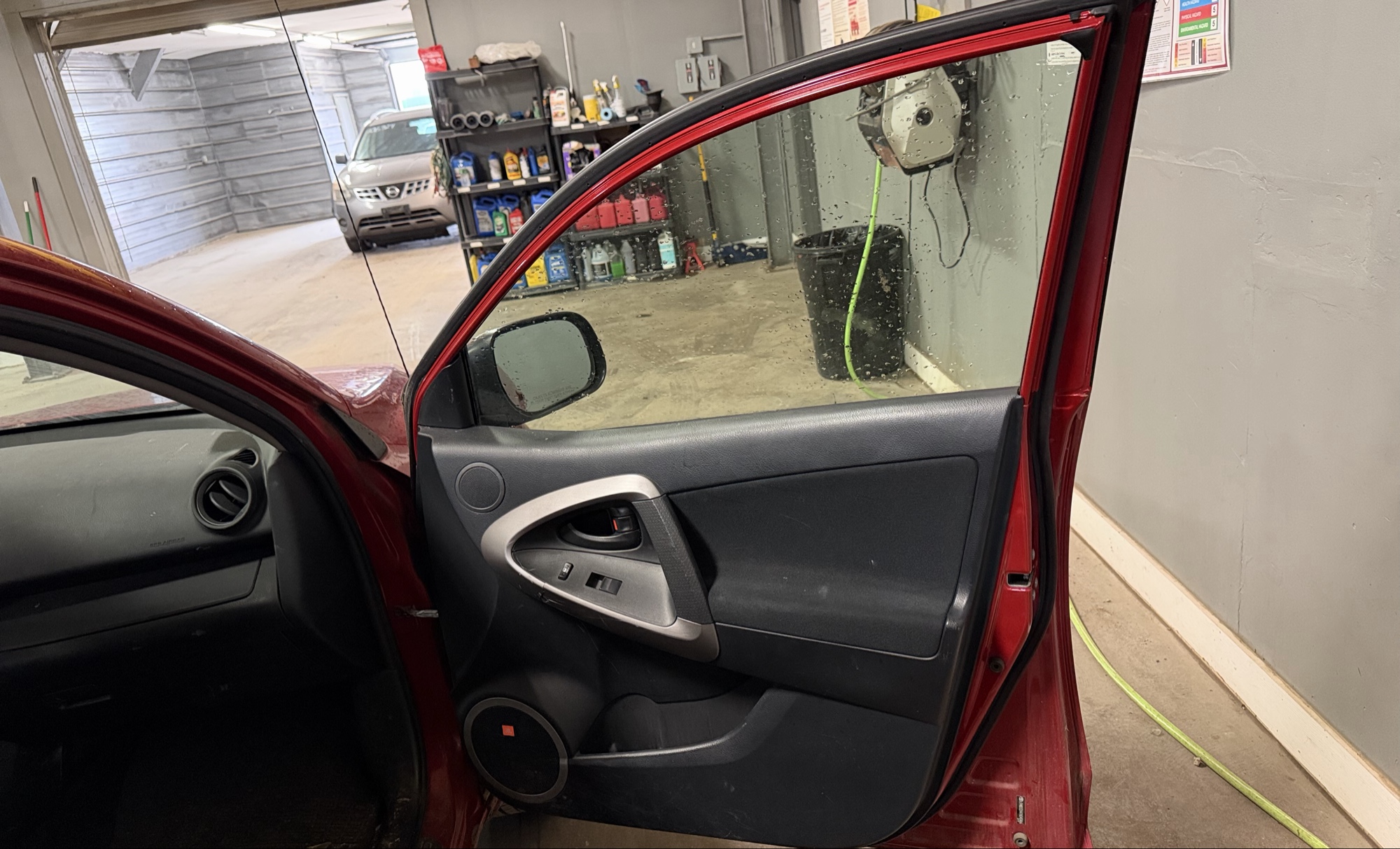 2007 toyota rav4 sport-i4-4wd with 155480 miles for sale near elk-river, minnesota 106343_31_passenger_seat.jpg