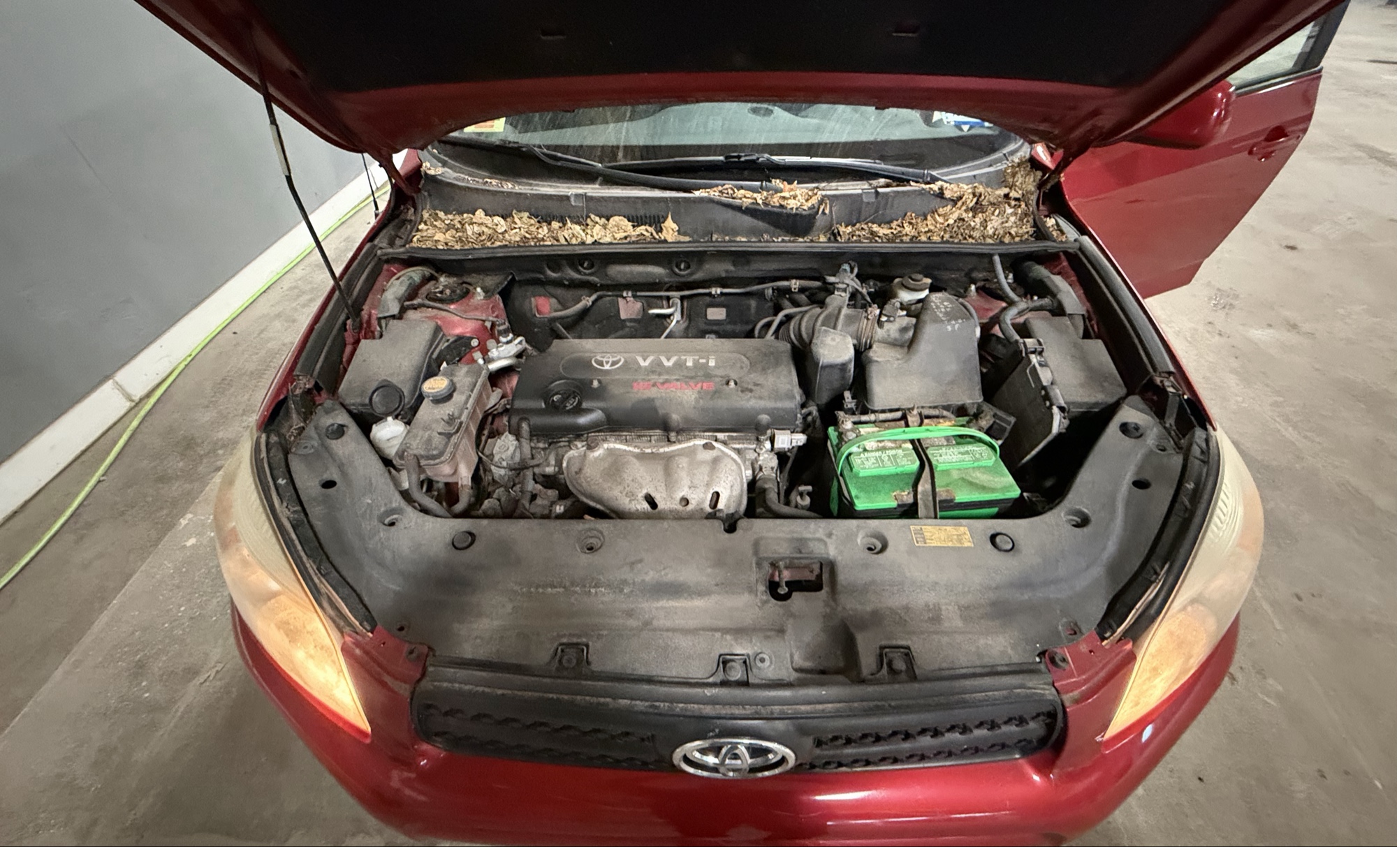 2007 toyota rav4 sport-i4-4wd with 155480 miles for sale near elk-river, minnesota 106343_49_engine_bay.jpg