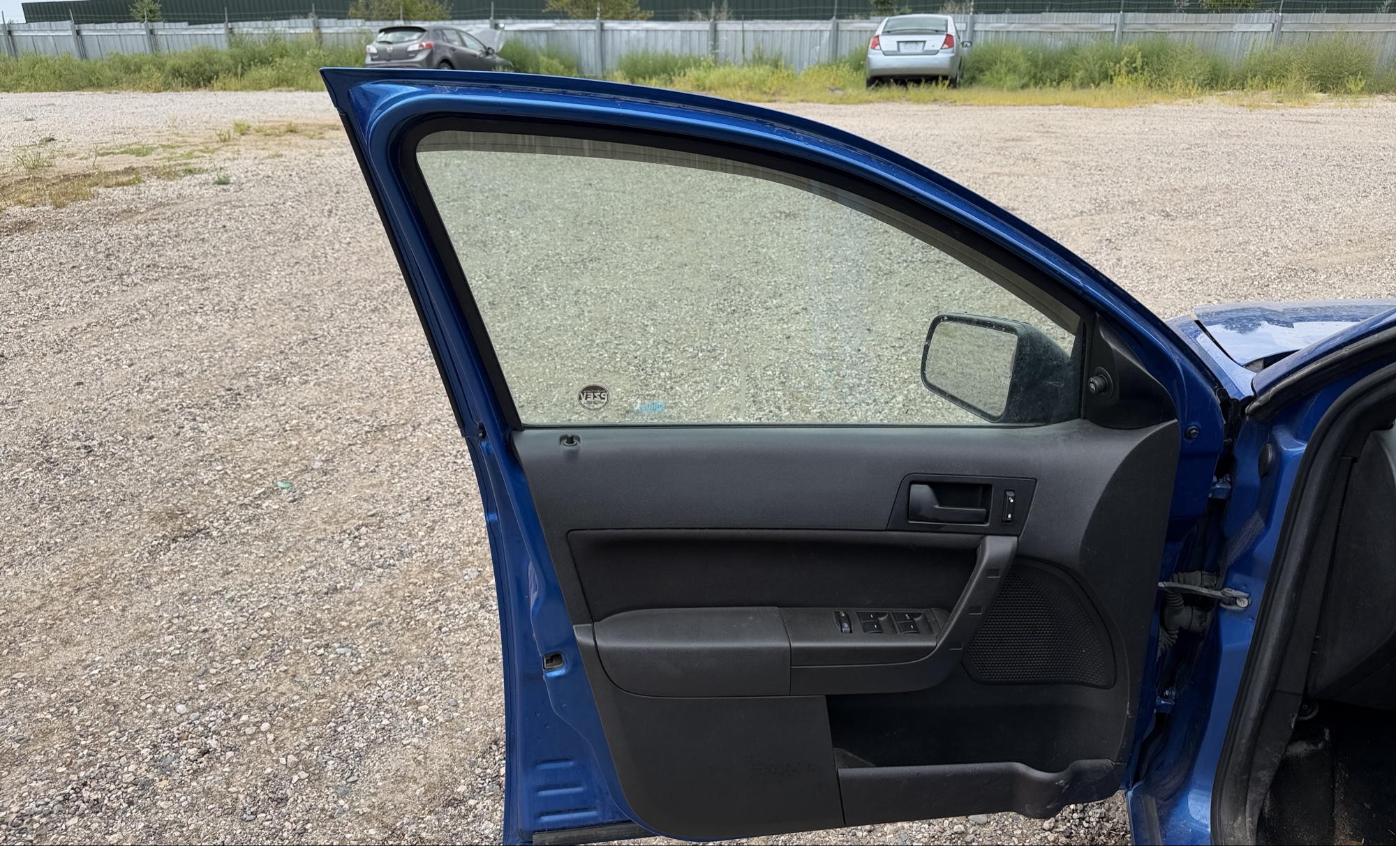 2010 ford focus se-sedan with 110880 miles for sale near elk-river, minnesota 106344_23_driver_door_panel.jpg