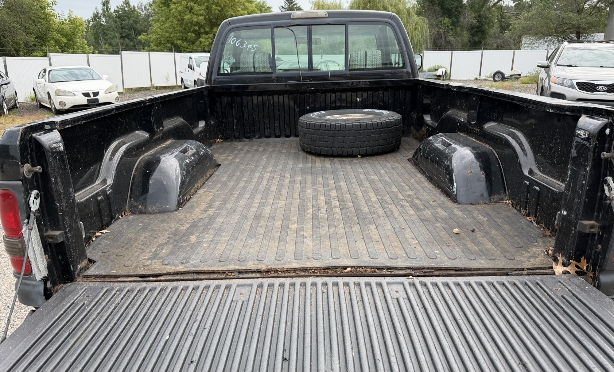 1996 dodge ram-2500 ld-reg.-cab-8-ft.-bed-4wd with 117423 miles for sale near elk-river, minnesota 106345_26_trunk.jpg