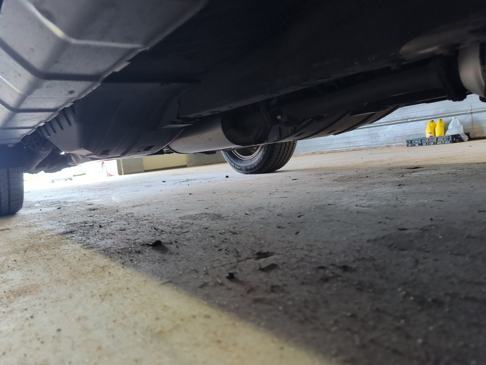 2008 honda cr-v ex-l-4wd-at with 186691 miles for sale near elk-river, minnesota 106348_21_undercar_pass_side.jpg