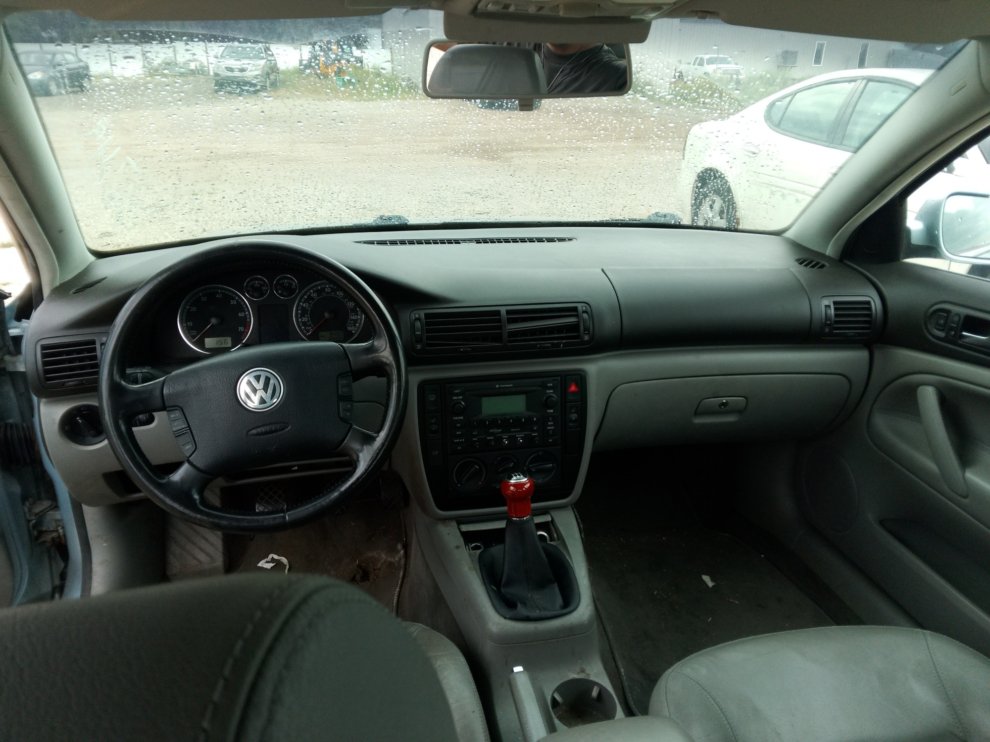 2004 volkswagen passat gls with 189333 miles for sale near elk-river, minnesota 106349_34_whole_dash.jpg