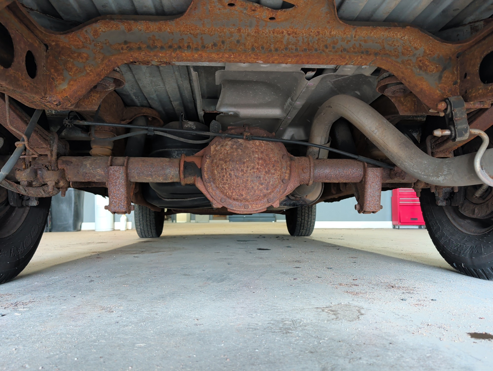 2007 chevrolet express 1500-cargo with 223985 miles for sale near elk-river, minnesota 106350_19_undercar_rear.jpg