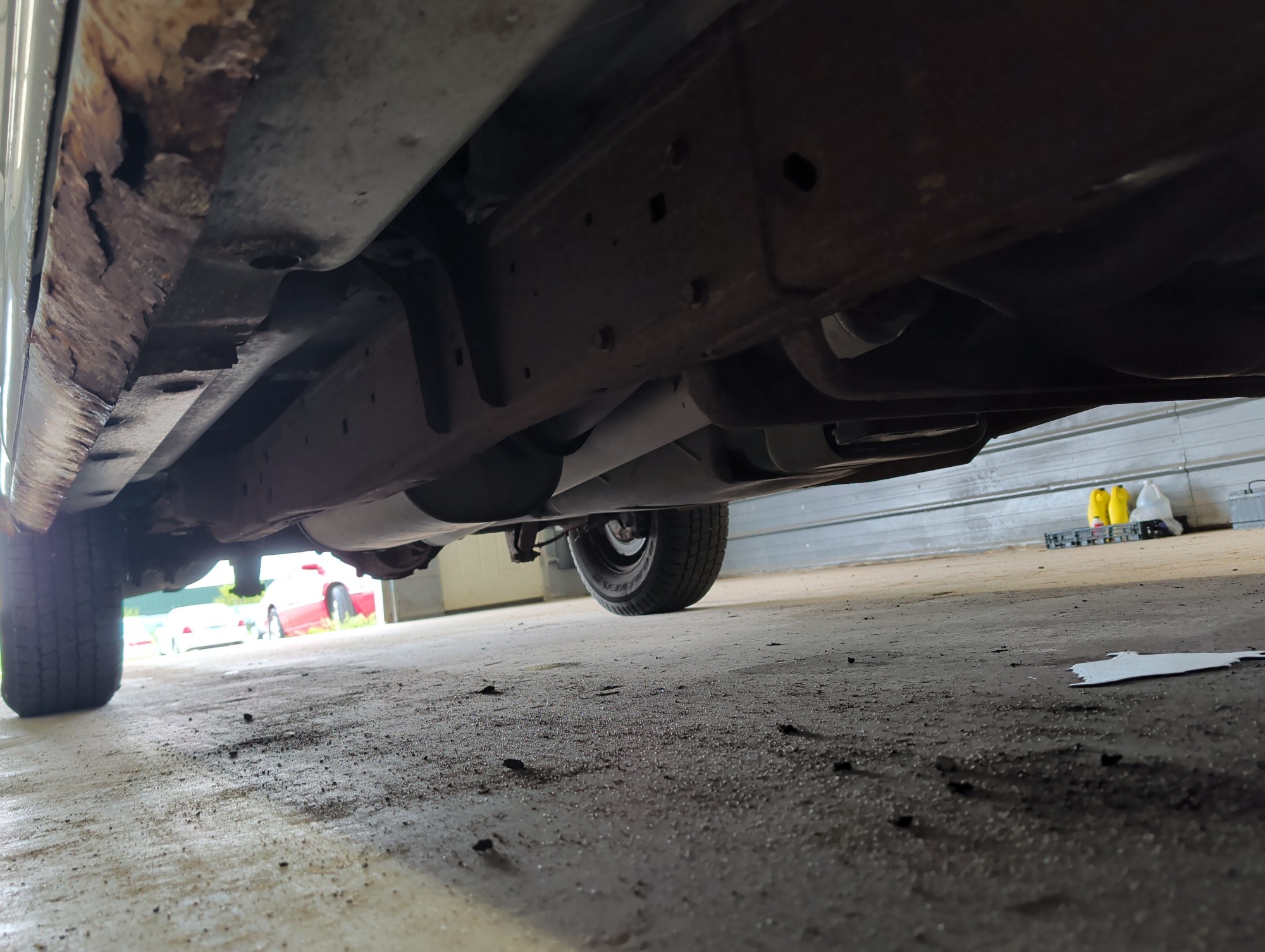 2007 chevrolet express 1500-cargo with 223985 miles for sale near elk-river, minnesota 106350_21_undercar_pass_side.jpg