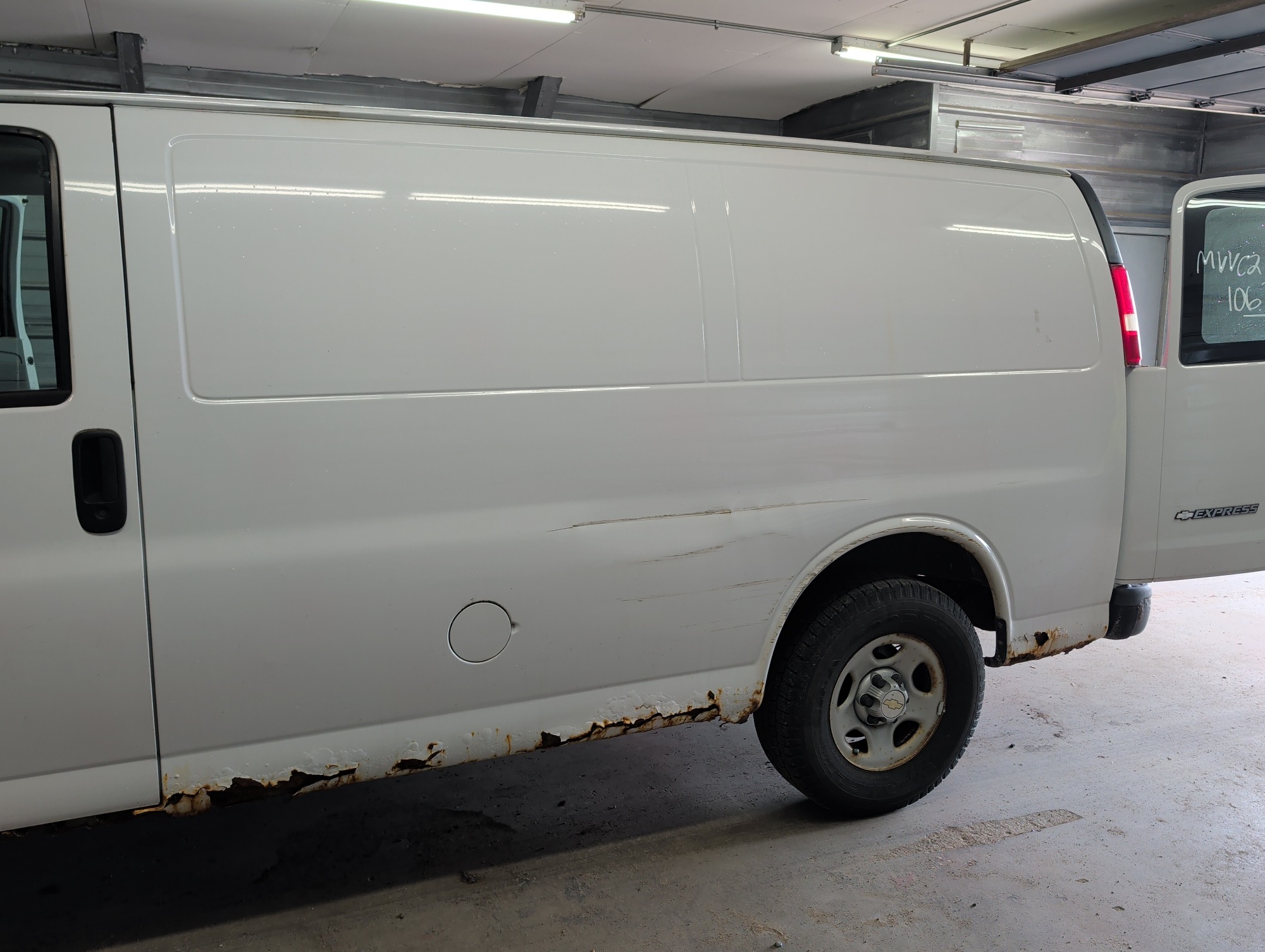 2007 chevrolet express 1500-cargo with 223985 miles for sale near elk-river, minnesota 106350_24_drv_rear_seat.jpg