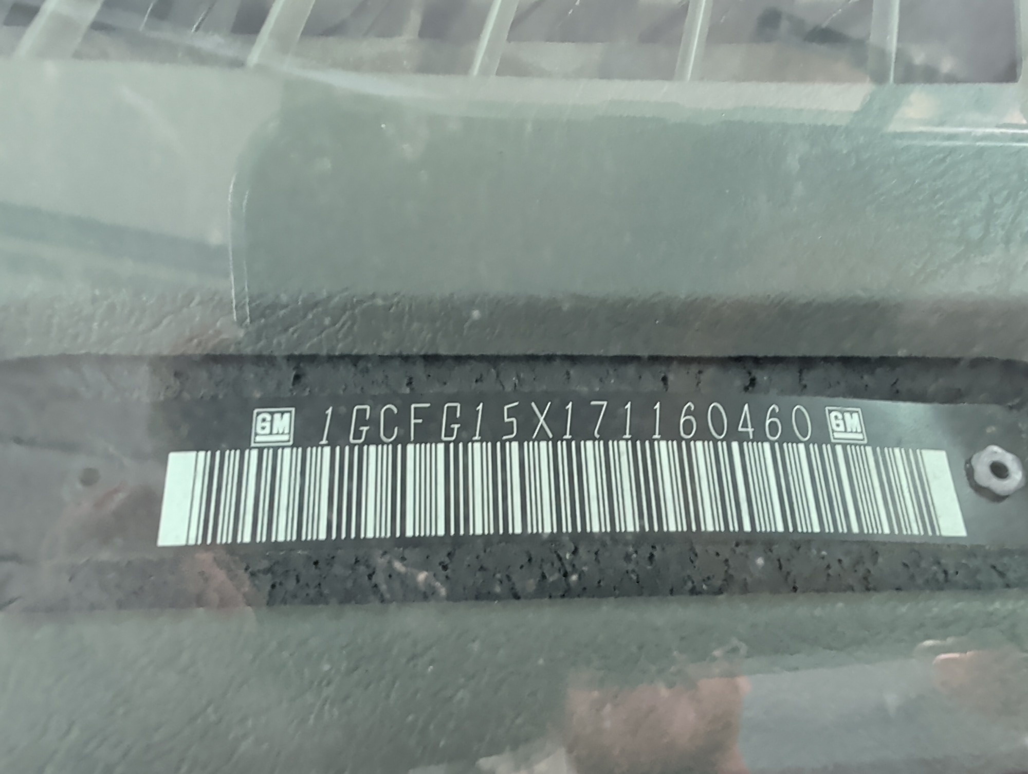 2007 chevrolet express 1500-cargo with 223985 miles for sale near elk-river, minnesota 106350_48_windshield_vin_plate.jpg