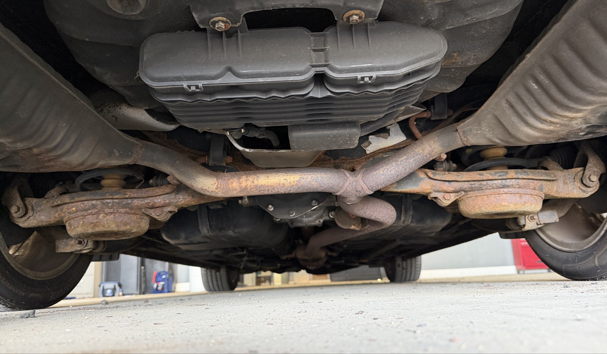 2012 ford fusion sel-awd with 208271 miles for sale near elk-river, minnesota 106354_19_undercar_rear.jpg
