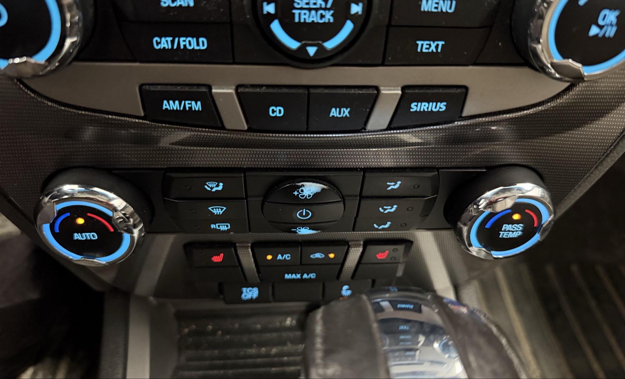 2012 ford fusion sel-awd with 208271 miles for sale near elk-river, minnesota 106354_40_climate_control.jpg