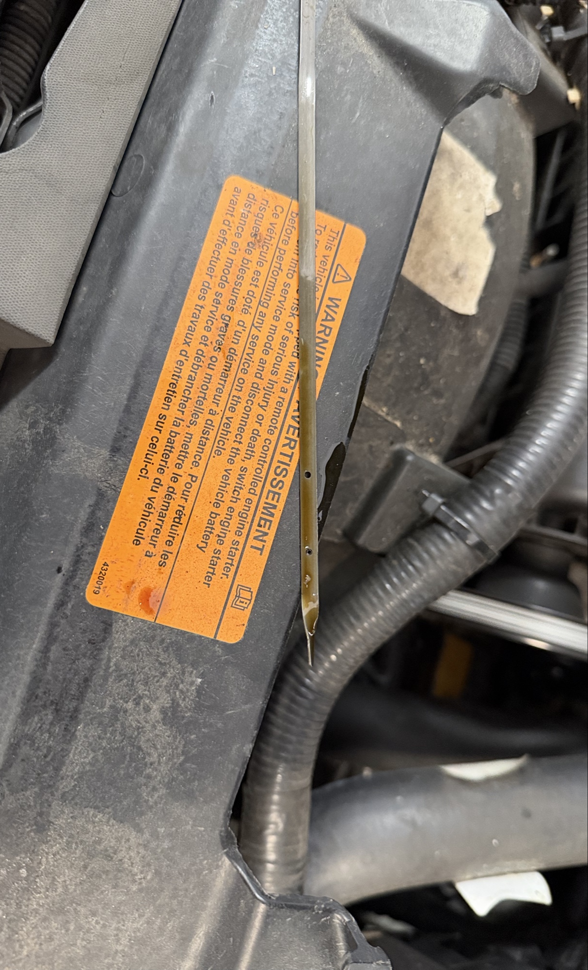 2012 ford fusion sel-awd with 208271 miles for sale near elk-river, minnesota 106354_50_oil_dipstick.jpg