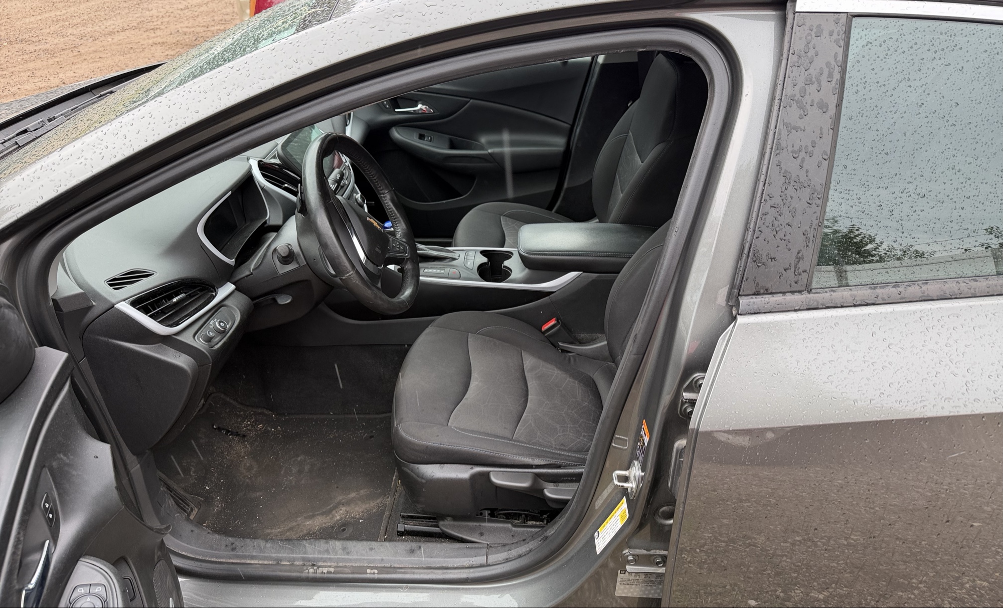2017 chevrolet volt hybrid with 144228 miles for sale near elk-river, minnesota 106355_22_driver_seat.jpg