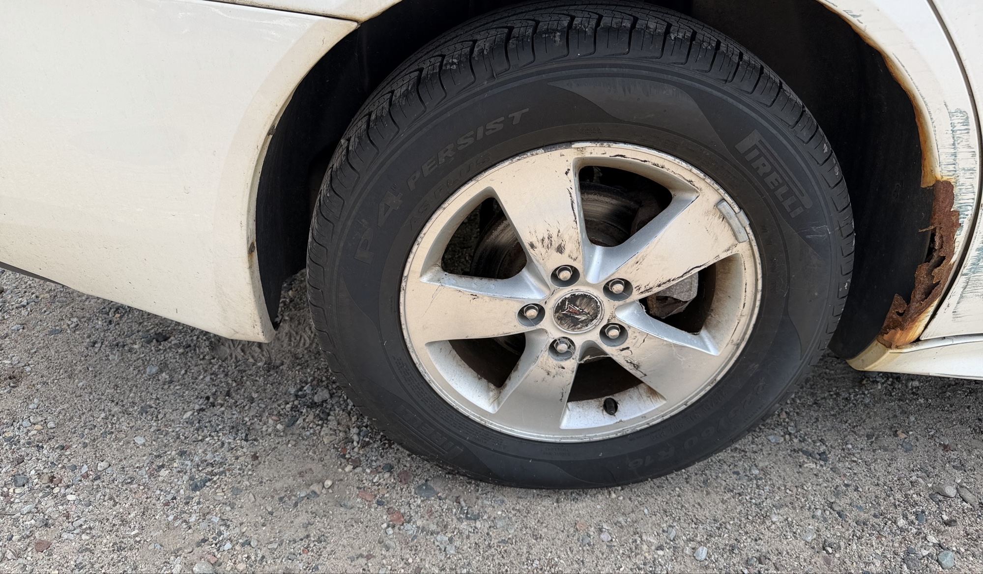 2008 pontiac grand-prix sedan with 118916 miles for sale near elk-river, minnesota 106356_14_rear_pass_wheel.jpg