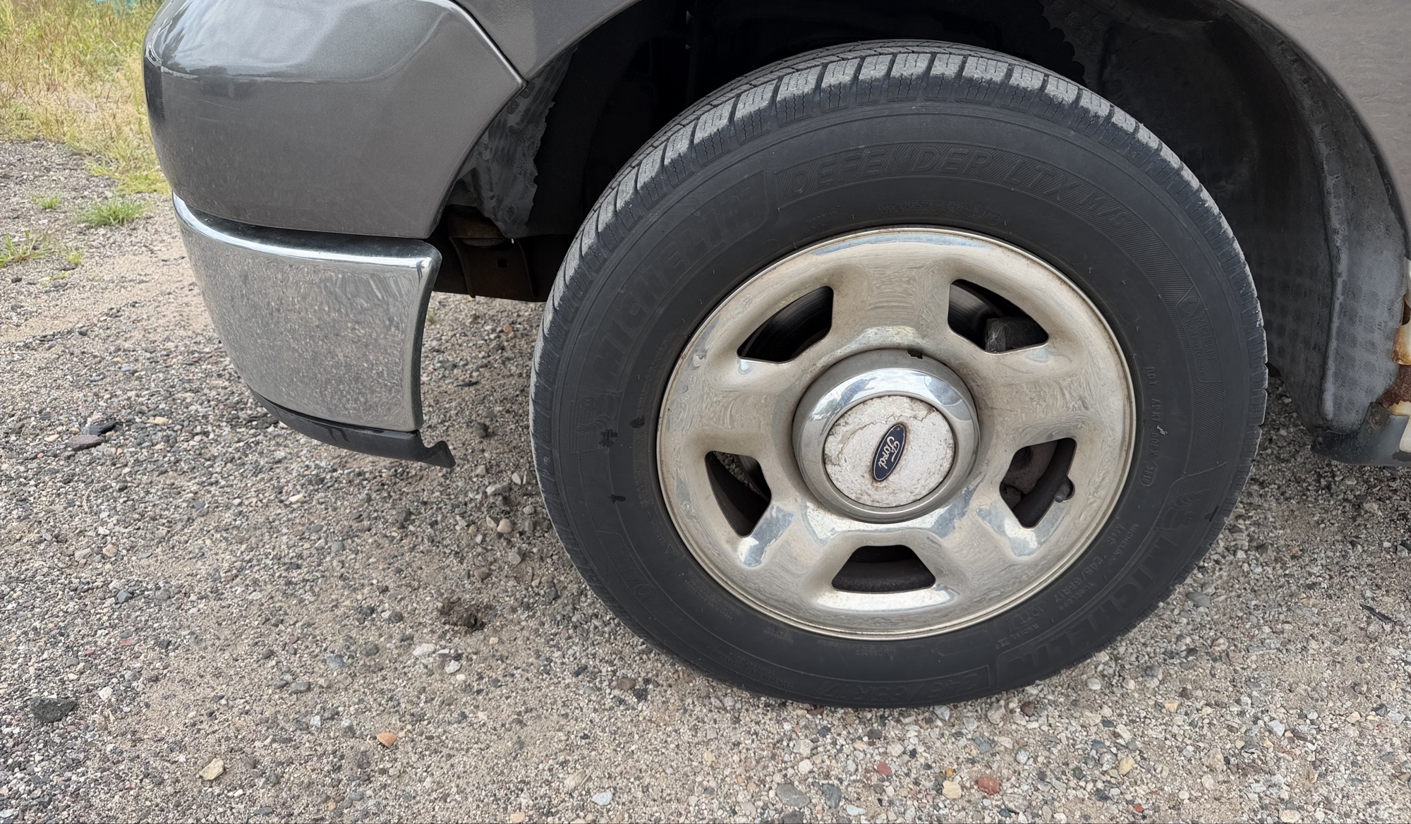 2004 ford f-150 xlt-supercab-5.5-ft-box-2wd with 192068 miles for sale near elk-river, minnesota 106357_12_drv_front_wheel.jpg