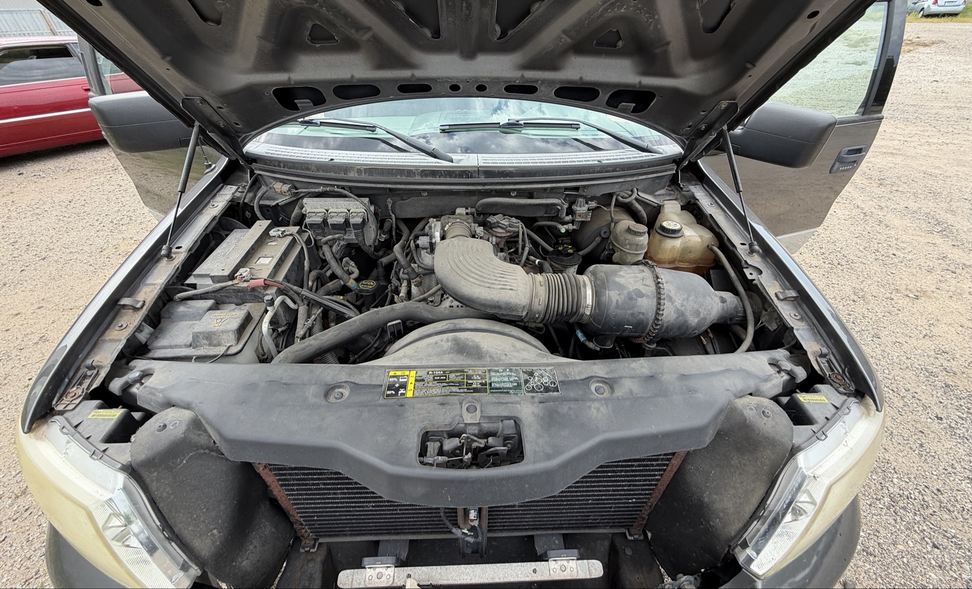 2004 ford f-150 xlt-supercab-5.5-ft-box-2wd with 192068 miles for sale near elk-river, minnesota 106357_49_engine_bay.jpg