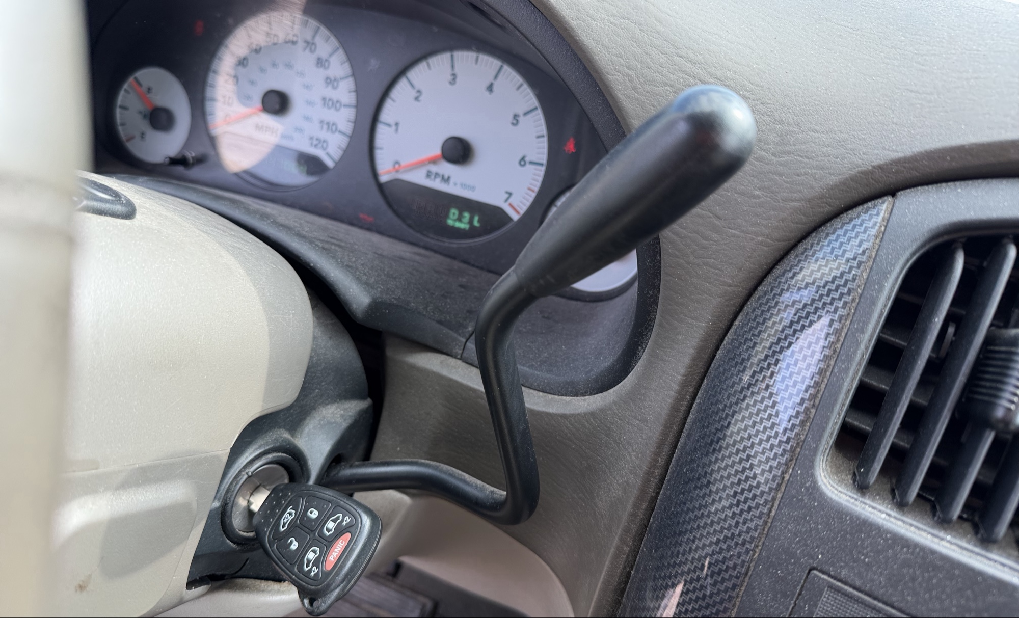 2007 dodge grand-caravan sxt with 141064 miles for sale near elk-river, minnesota 106358_41_shifter.jpg