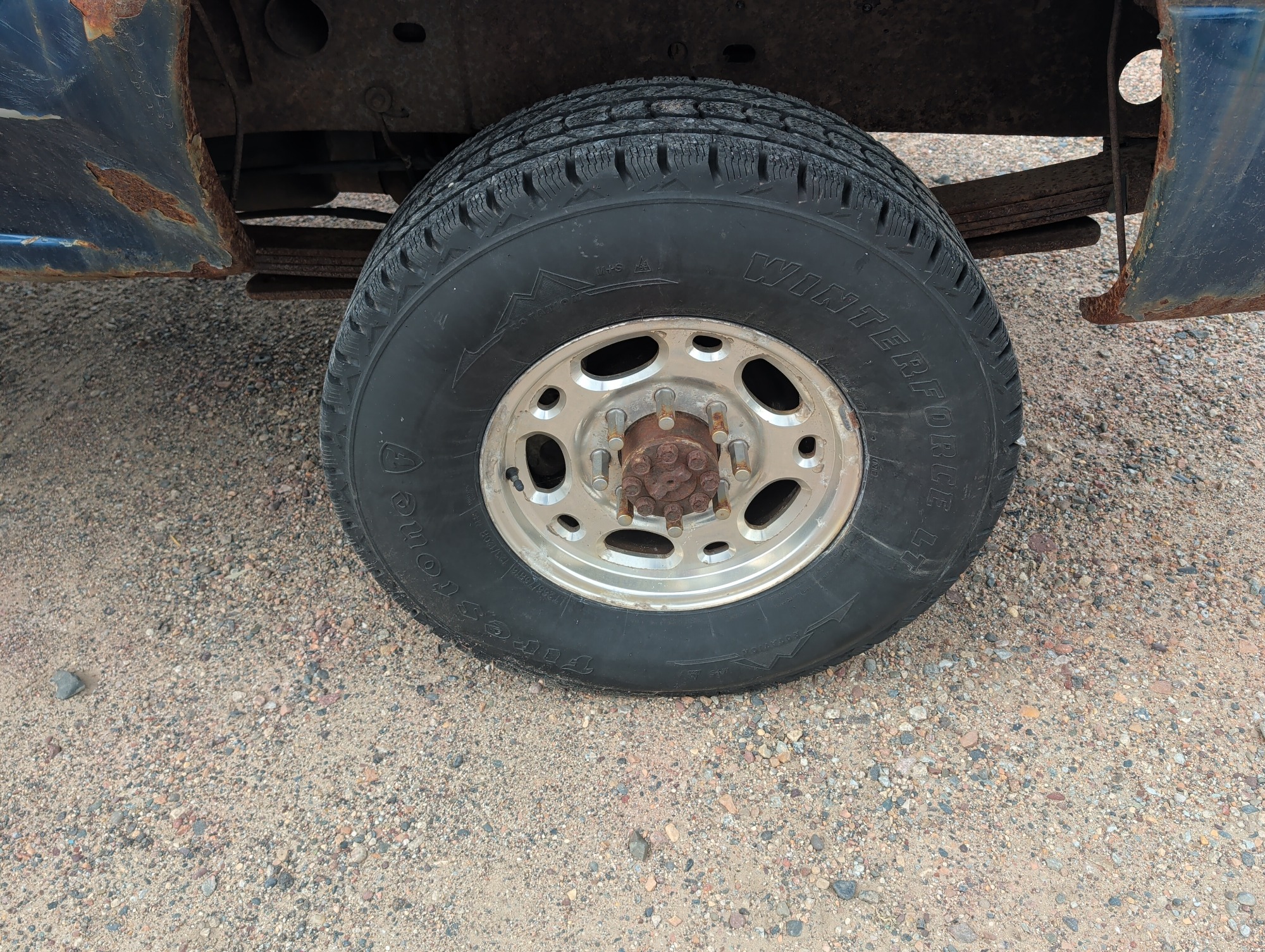 2002 chevrolet silverado-2500hd lt-ext.-cab-short-bed-4wd with 183890 miles for sale near elk-river, minnesota 106360_13_rear_drv_wheel.jpg