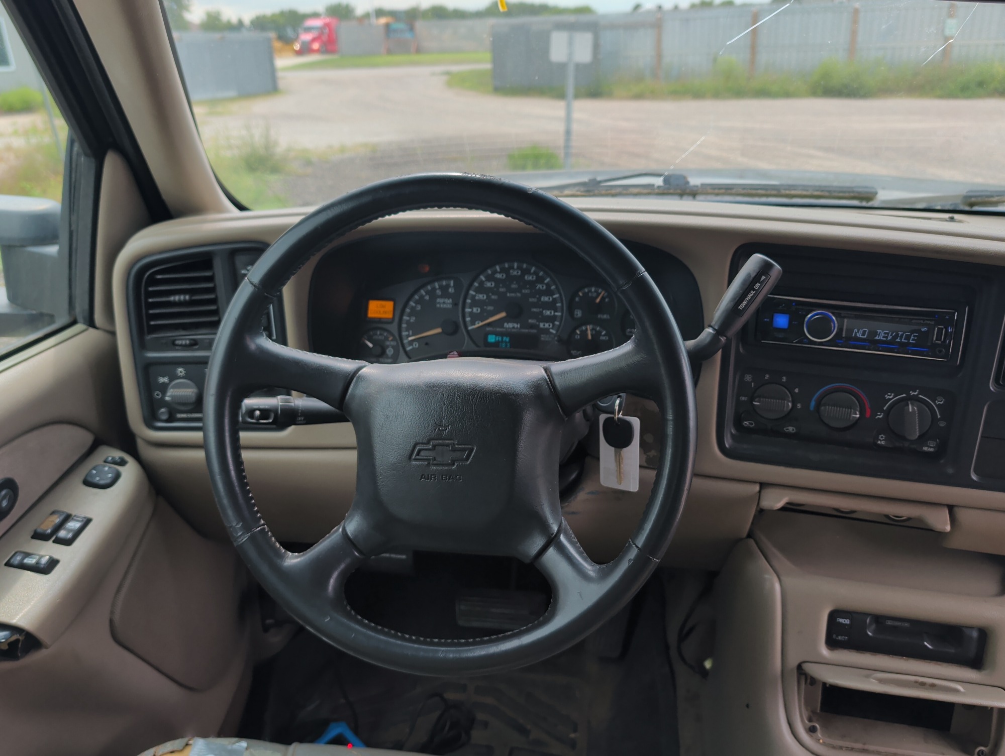 2002 chevrolet silverado-2500hd lt-ext.-cab-short-bed-4wd with 183890 miles for sale near elk-river, minnesota 106360_33_dash_from_driver.jpg