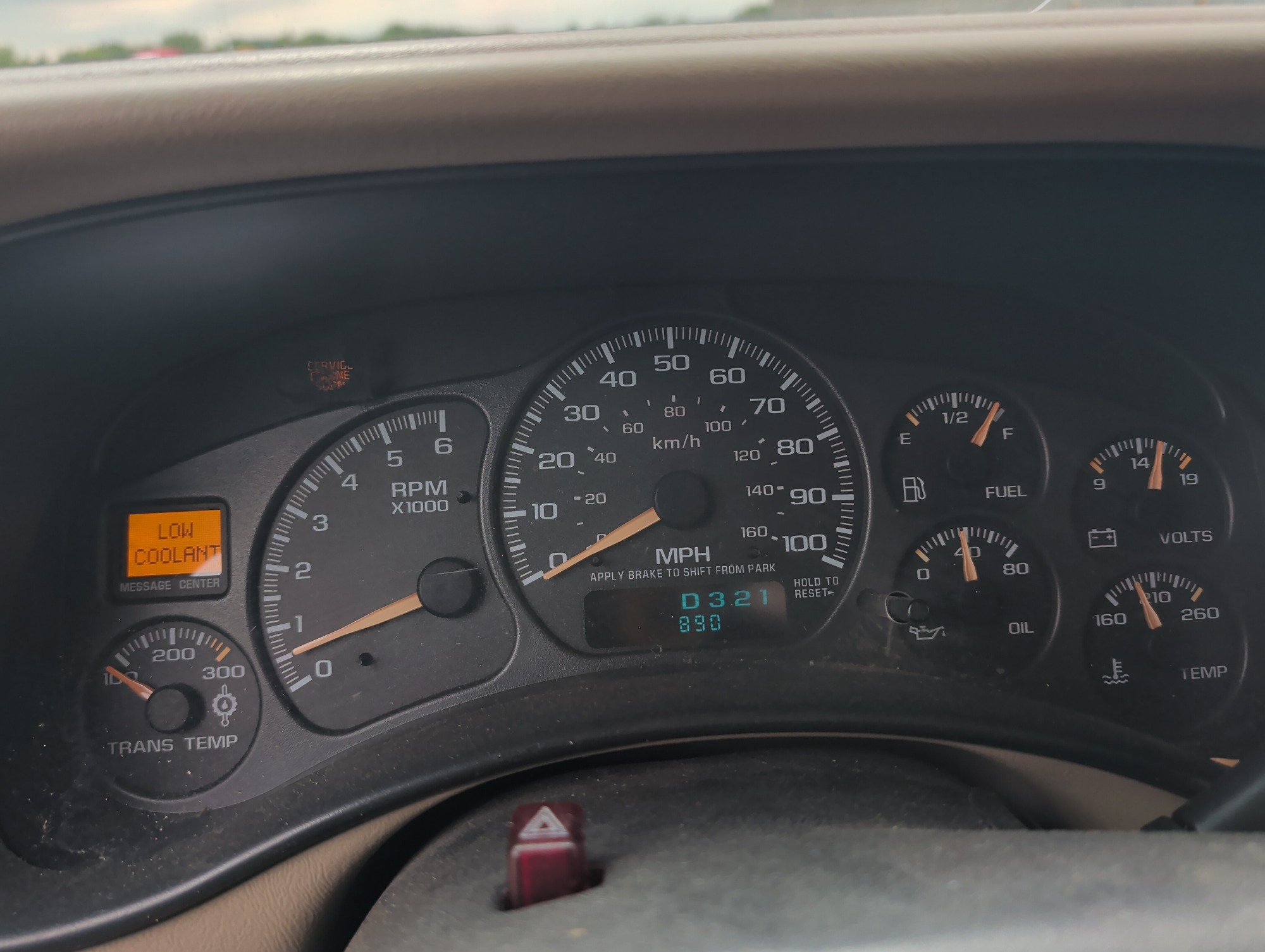 2002 chevrolet silverado-2500hd lt-ext.-cab-short-bed-4wd with 183890 miles for sale near elk-river, minnesota 106360_43_gauge_cluster.jpg