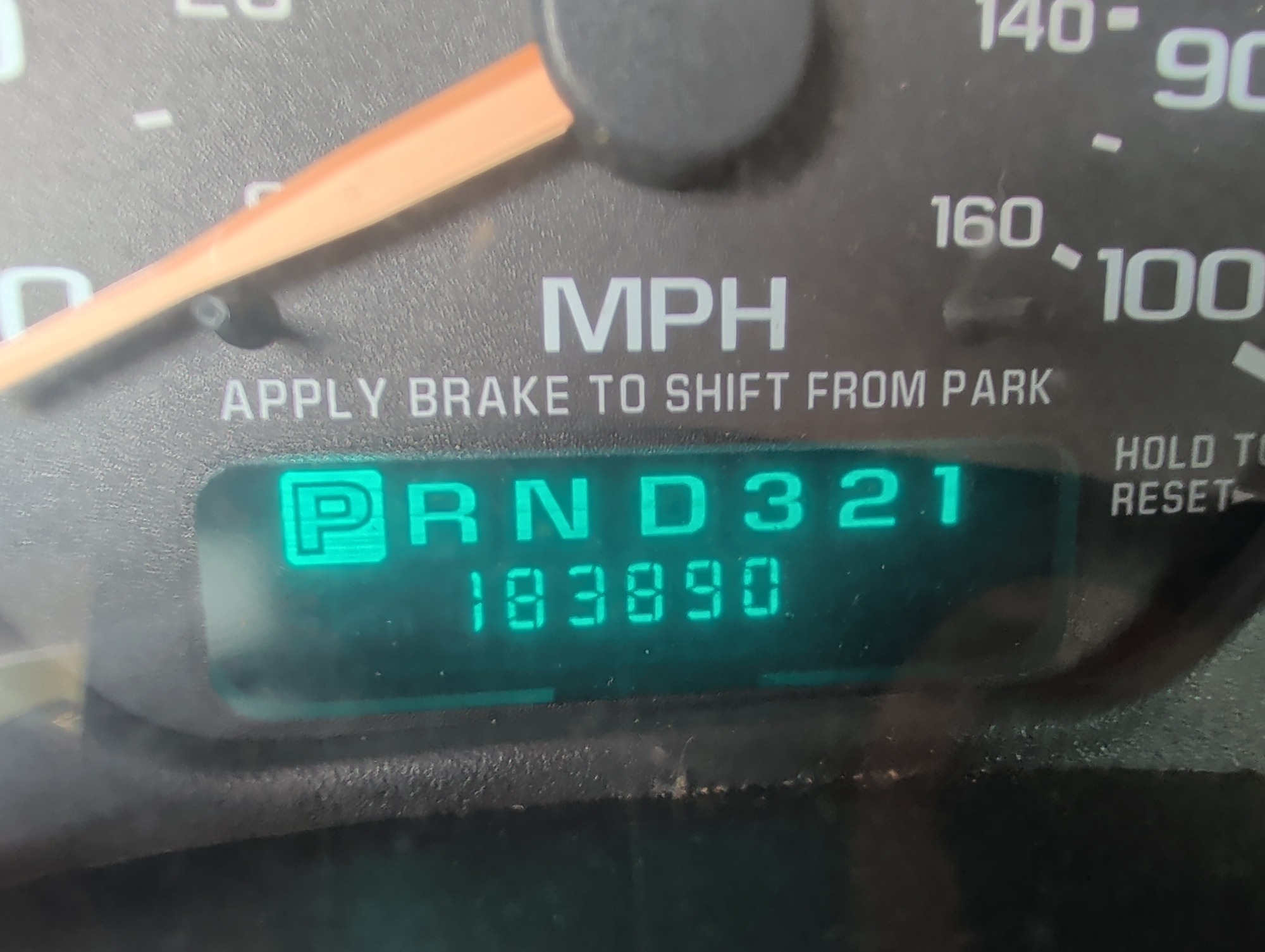 2002 chevrolet silverado-2500hd lt-ext.-cab-short-bed-4wd with 183890 miles for sale near elk-river, minnesota 106360_44_mileage_closeup.jpg