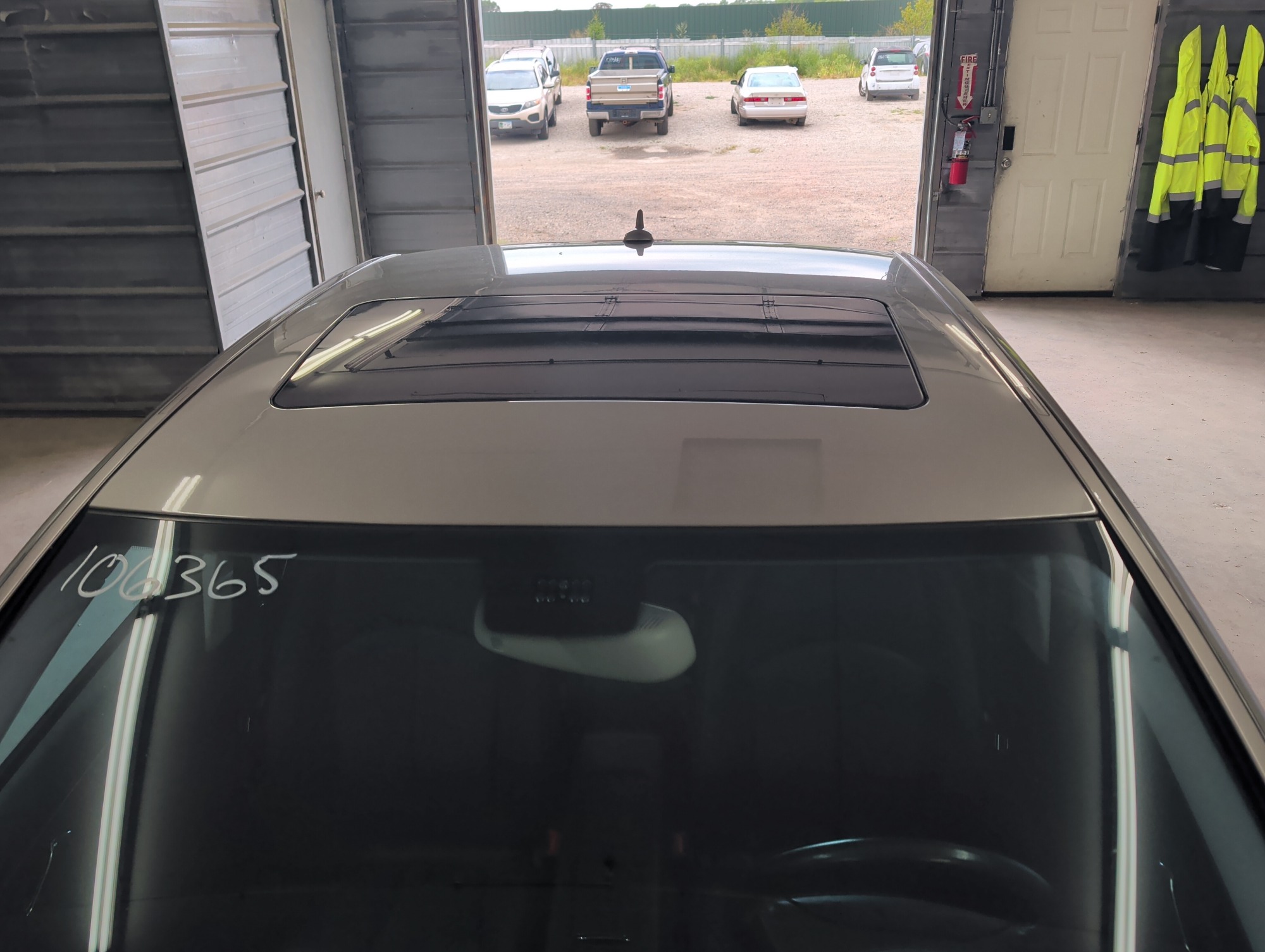2008 mercedes-benz e-class e350-luxury with 81172 miles for sale near elk-river, minnesota 106365_11_roof.jpg