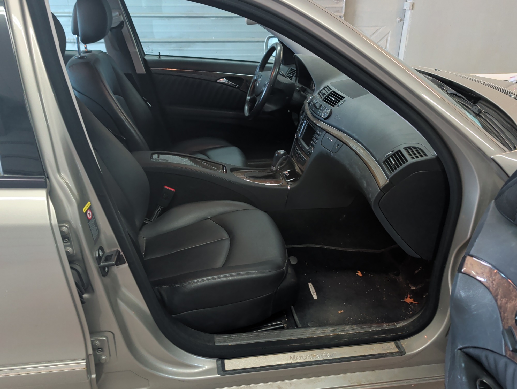 2008 mercedes-benz e-class e350-luxury with 81172 miles for sale near elk-river, minnesota 106365_31_passenger_seat.jpg