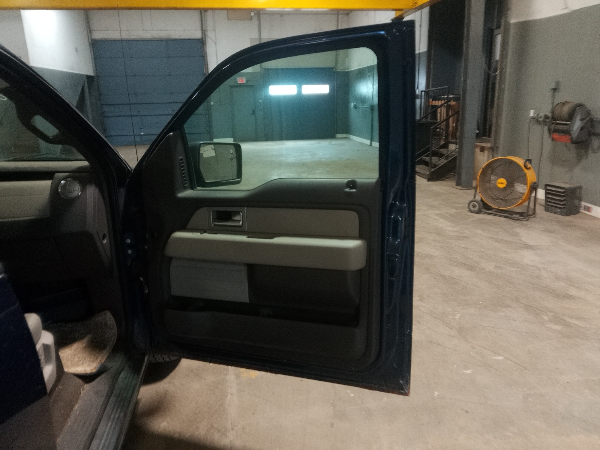 2009 ford f-150 with 94487 miles for sale near elk-river, minnesota 106366_32_passenger_door_panel.jpg