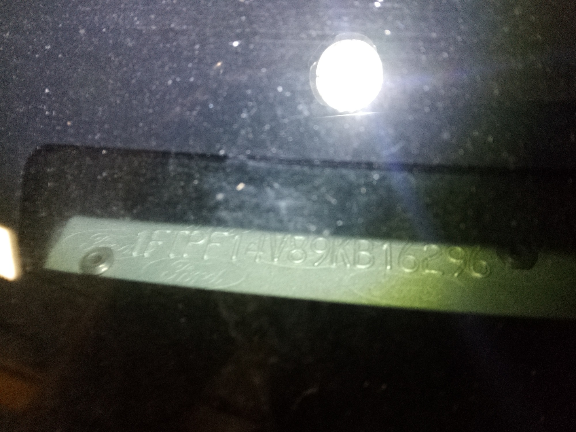 2009 ford f-150 with 94487 miles for sale near elk-river, minnesota 106366_48_windshield_vin_plate.jpg