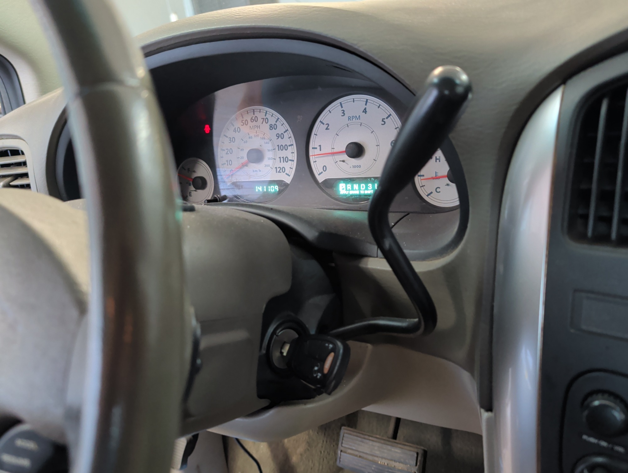 2006 chrysler town-and-country with 141109 miles for sale near elk-river, minnesota 106367_41_shifter.jpg