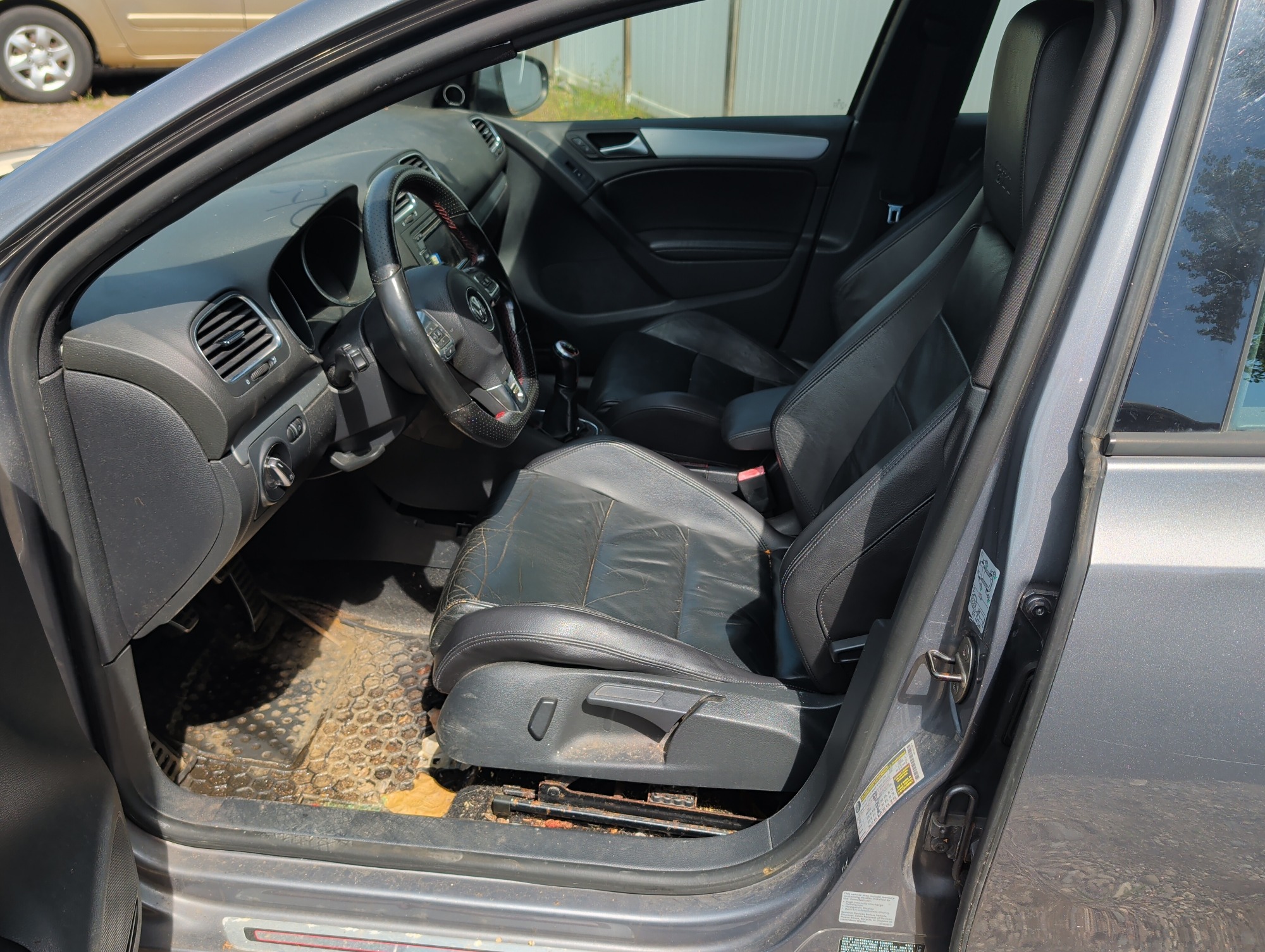 2012 volkswagen gti 4-door with 178454 miles for sale near elk-river, minnesota 106370_22_driver_seat.jpg