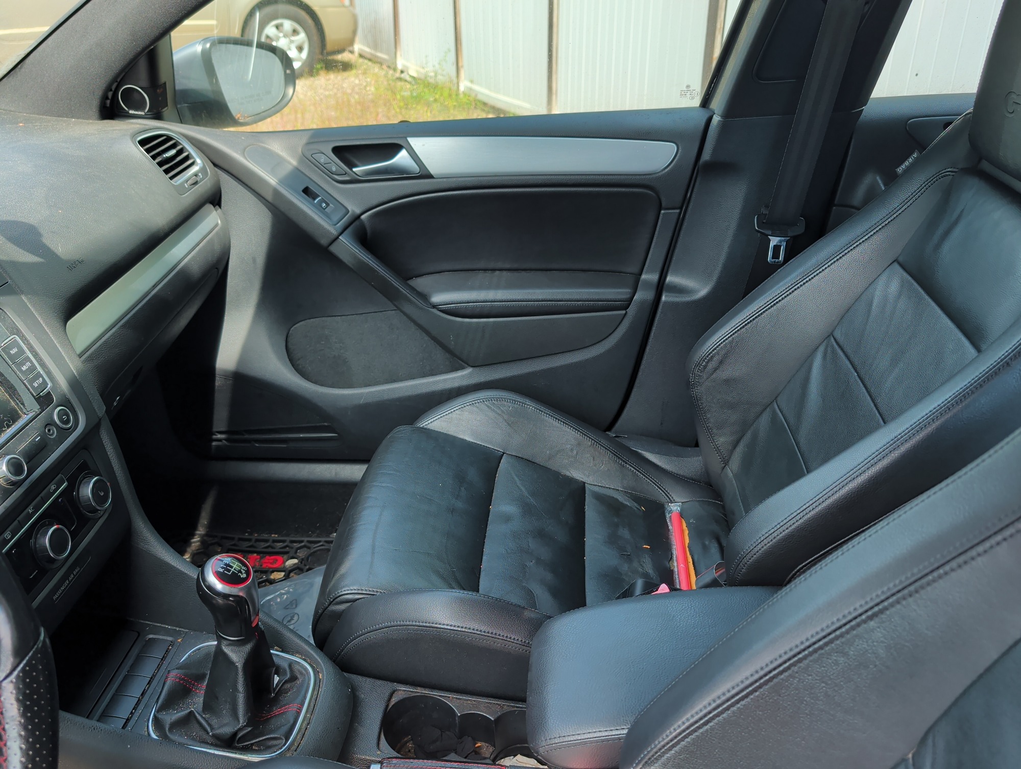 2012 volkswagen gti 4-door with 178454 miles for sale near elk-river, minnesota 106370_32_passenger_door_panel.jpg