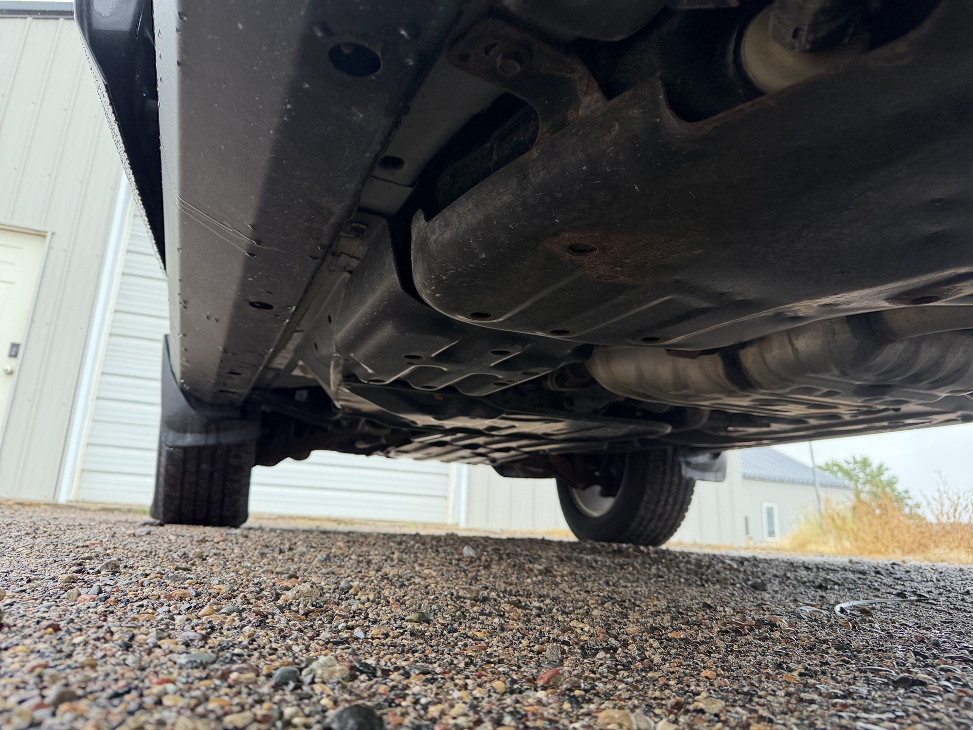 2013 jeep grand-cherokee laredo-4wd with 134157 miles for sale near elk-river, minnesota 106371_18_undercar_rear_drv.jpg