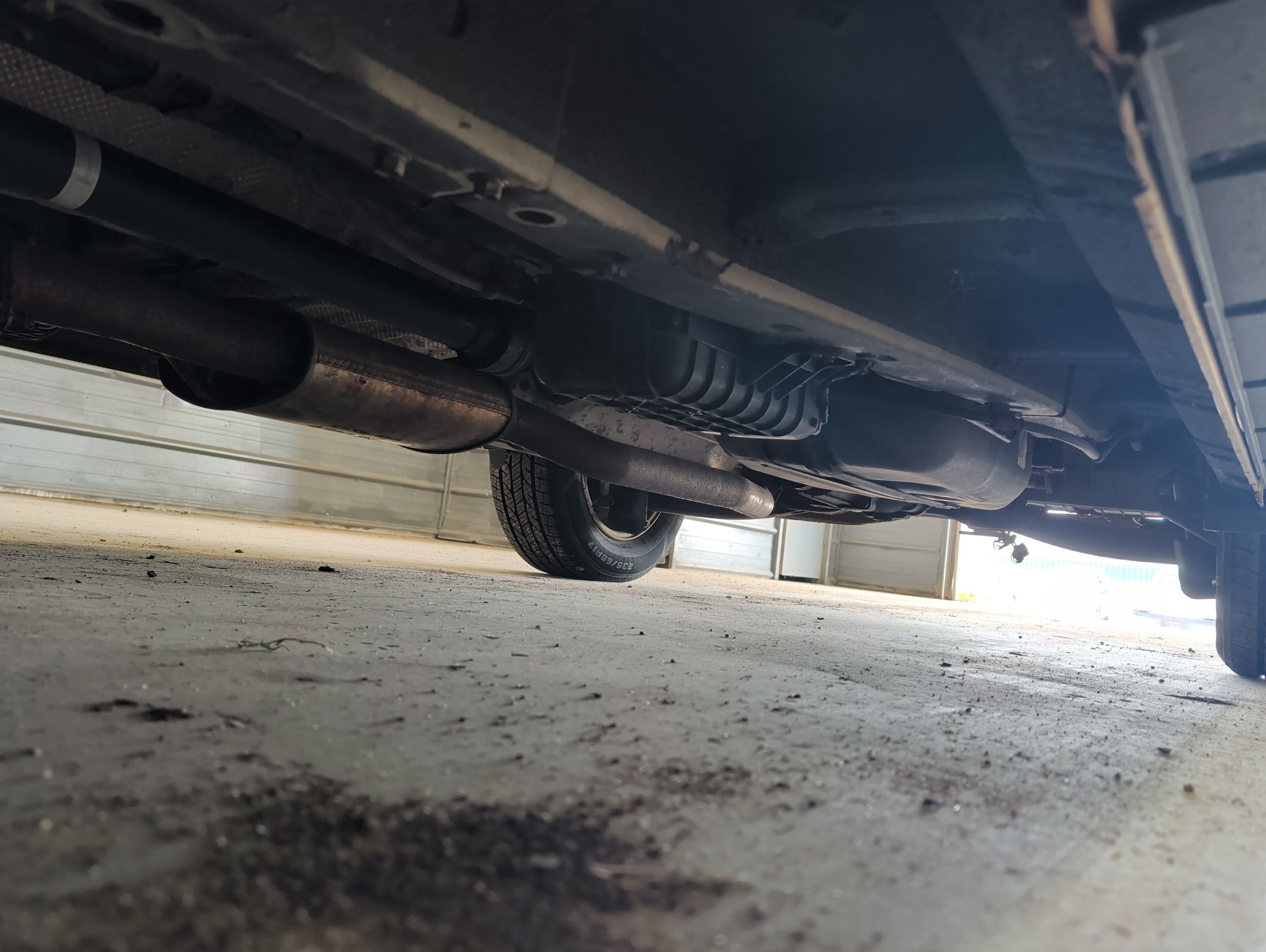 2011 kia sorento lx-4wd with 201883 miles for sale near elk-river, minnesota 106372_17_undercar_drv_side.jpg