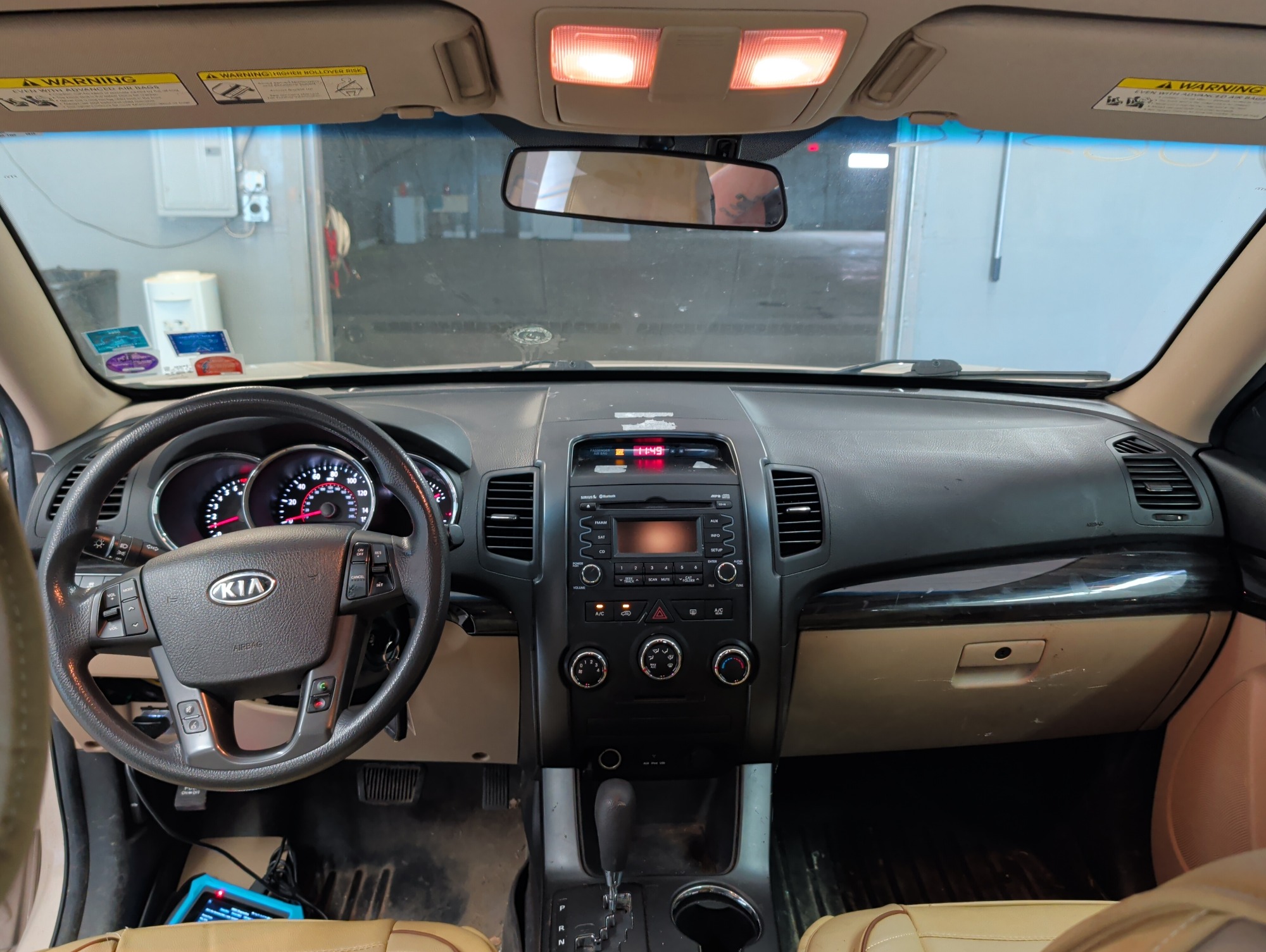 2011 kia sorento lx-4wd with 201883 miles for sale near elk-river, minnesota 106372_34_whole_dash.jpg