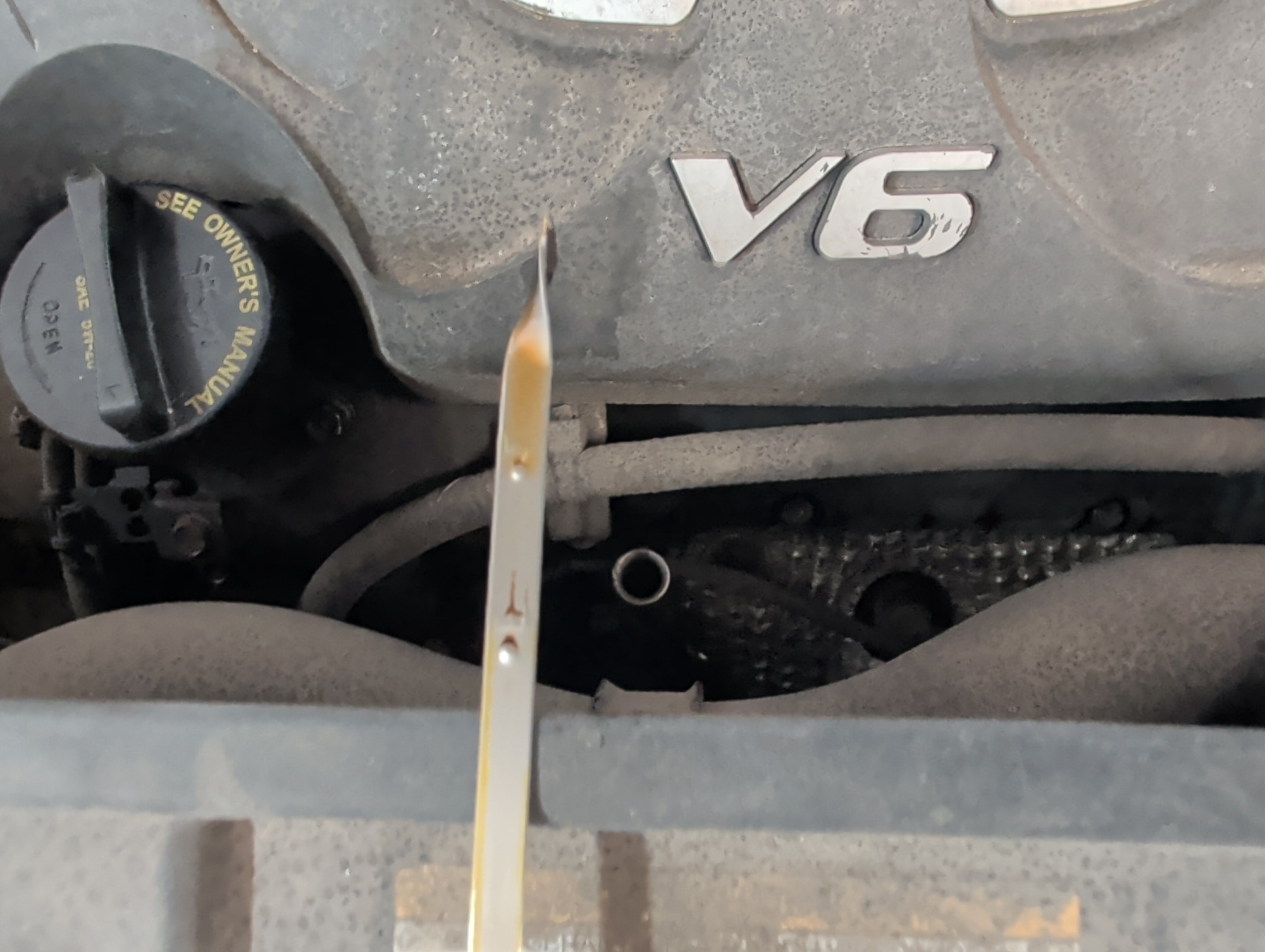 2011 kia sorento lx-4wd with 201883 miles for sale near elk-river, minnesota 106372_50_oil_dipstick.jpg