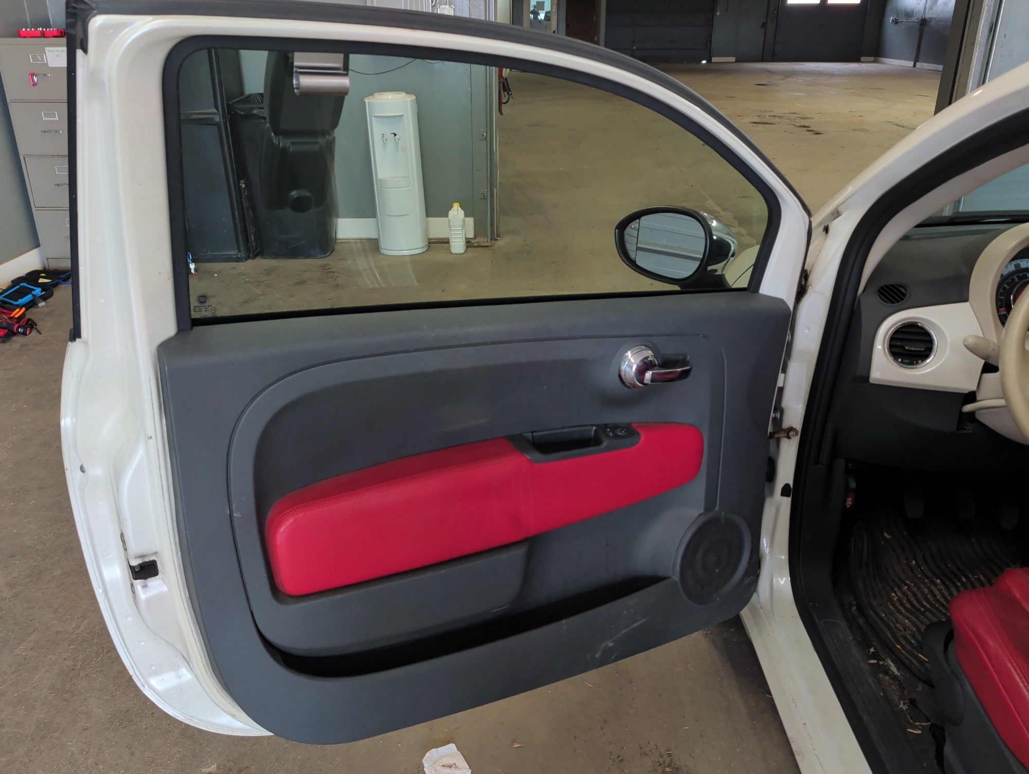 2012 fiat 500 c-pop with 106623 miles for sale near elk-river, minnesota 106373_23_driver_door_panel.jpg