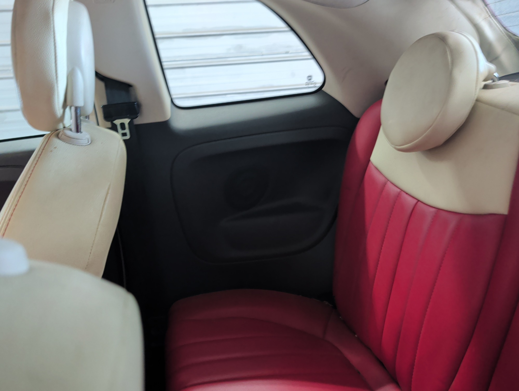 2012 fiat 500 c-pop with 106623 miles for sale near elk-river, minnesota 106373_25_drv_rear_door_panel.jpg