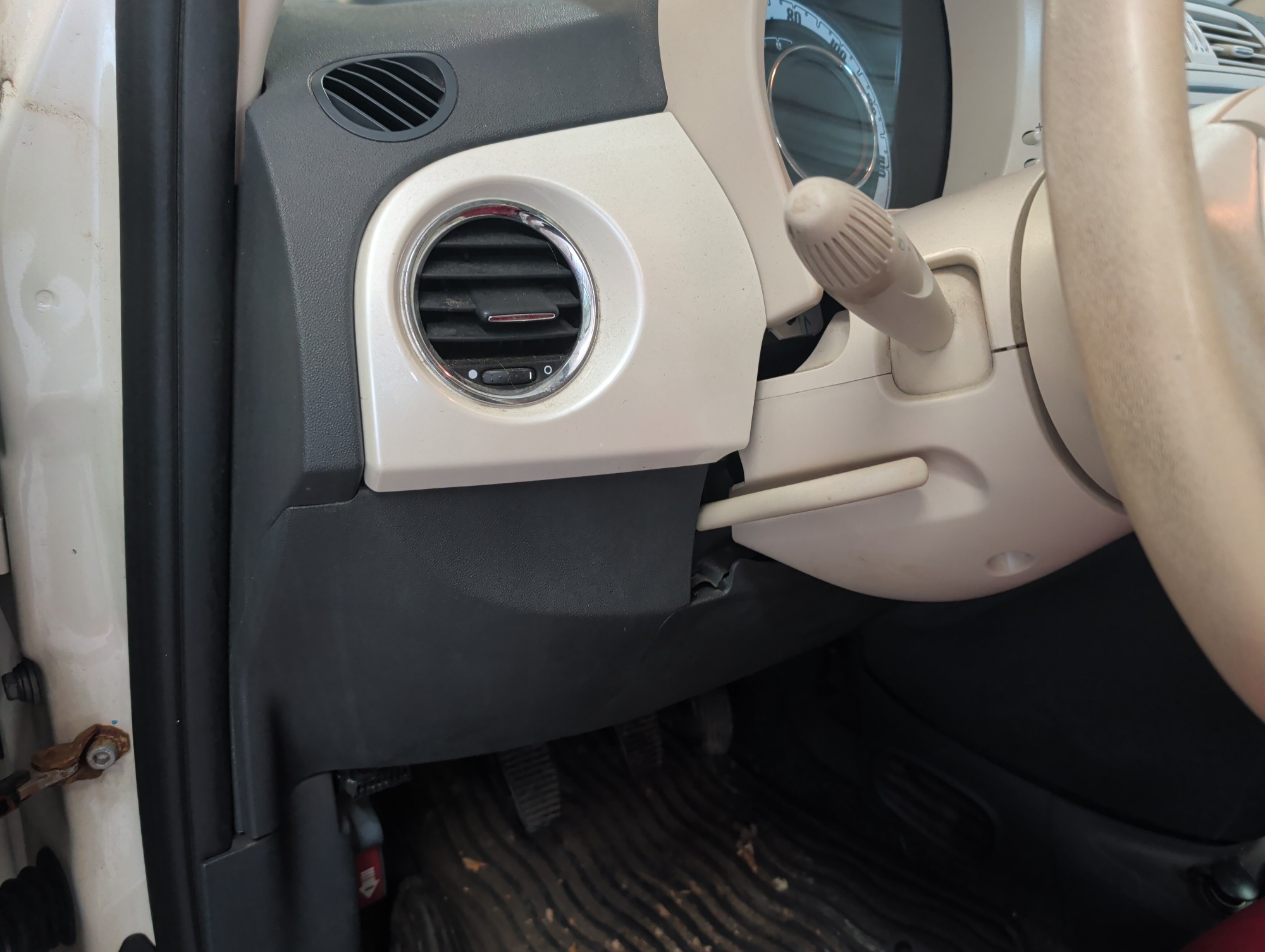 2012 fiat 500 c-pop with 106623 miles for sale near elk-river, minnesota 106373_37_left_of_steering_wheel.jpg