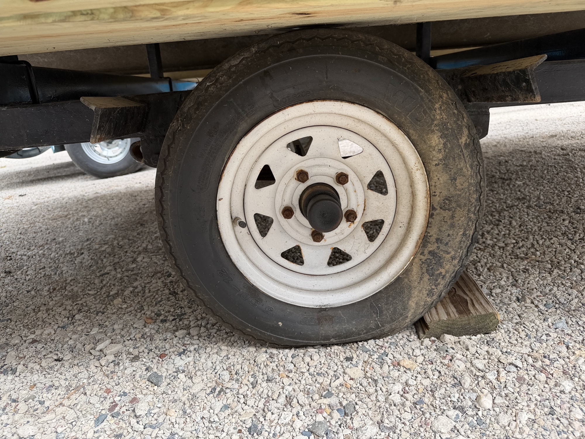 1993 northwood pontoon for sale near elk-river, minnesota 106374_15_front_pass_wheel.jpg