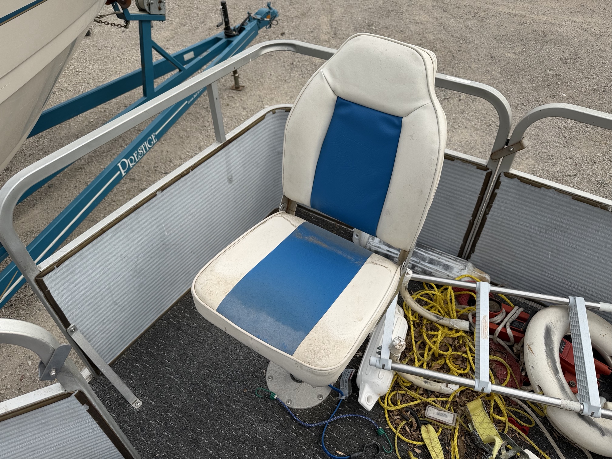 1993 northwood pontoon for sale near elk-river, minnesota 106374_31_passenger_seat.jpg