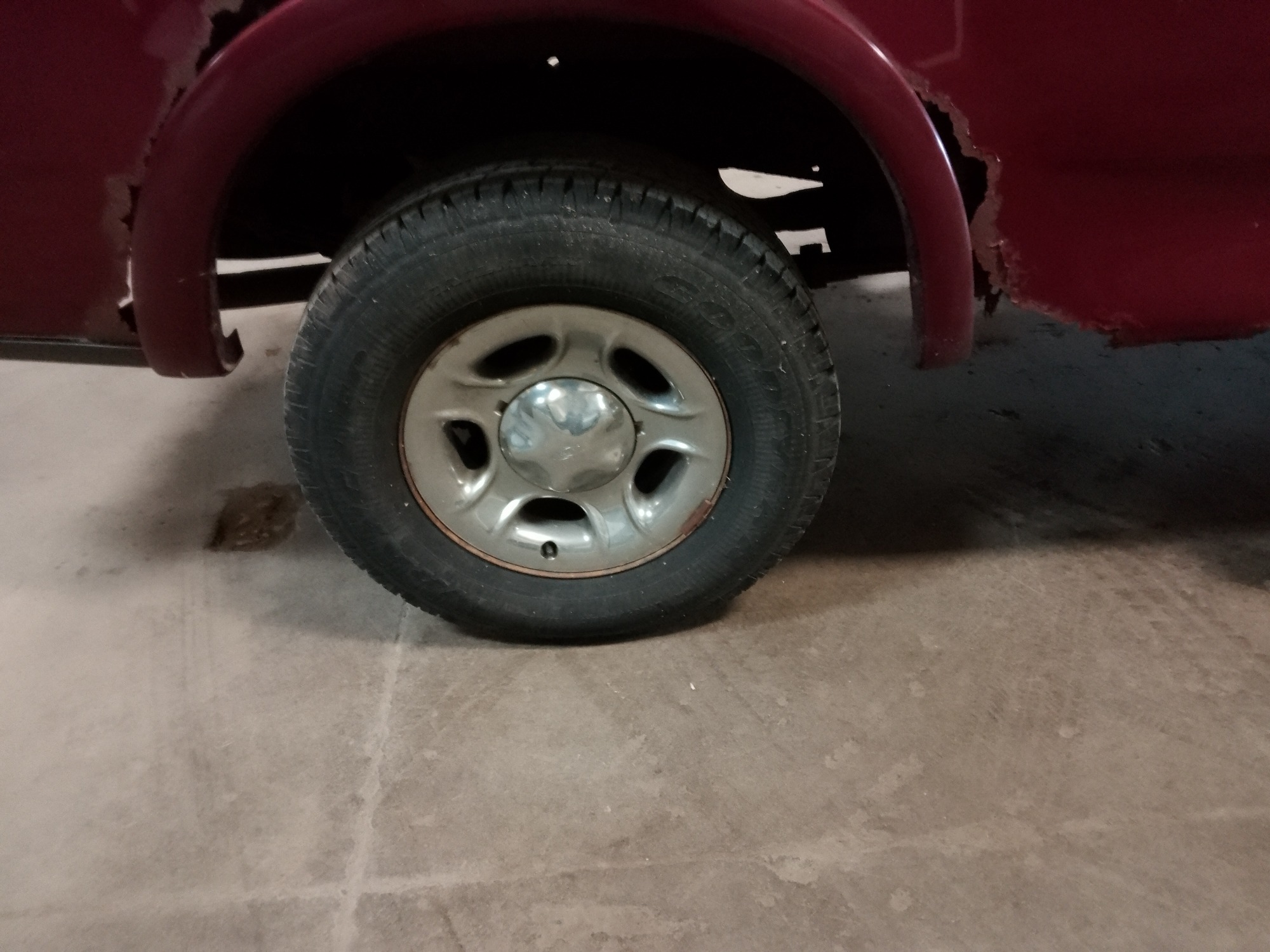 2003 ford f-150 xl-supercab-4wd with 200745 miles for sale near elk-river, minnesota 106377_14_rear_pass_wheel.jpg