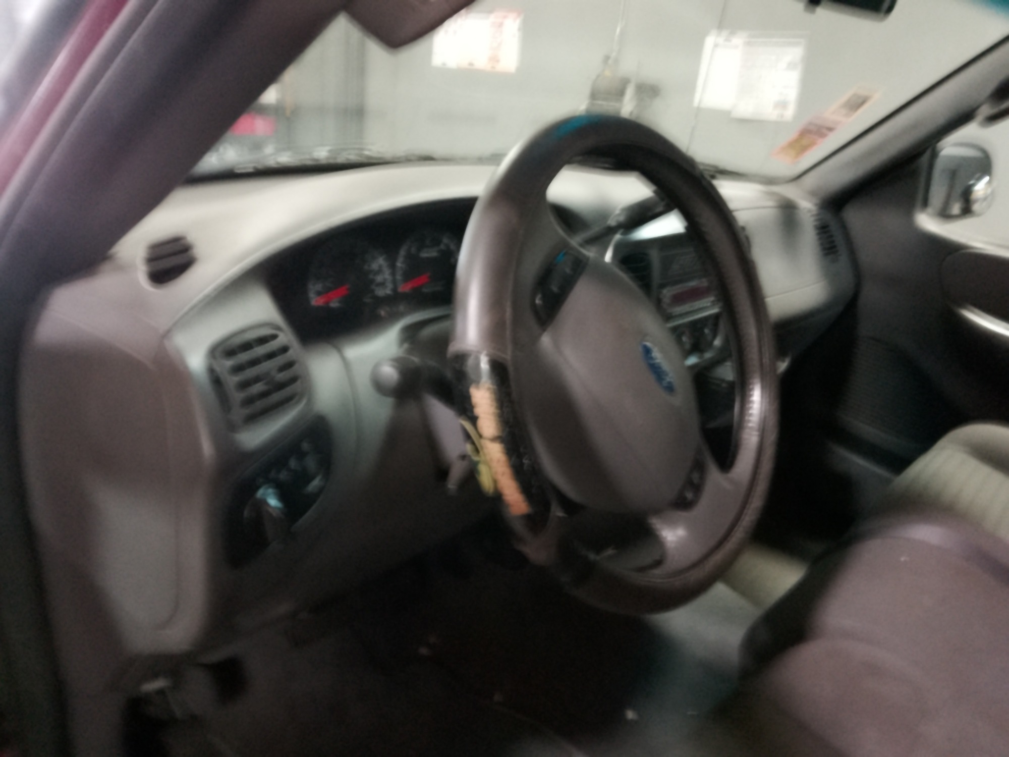 2003 ford f-150 xl-supercab-4wd with 200745 miles for sale near elk-river, minnesota 106377_37_left_of_steering_wheel.jpg