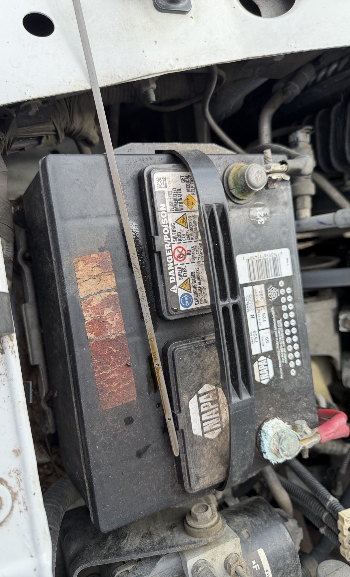 2003 ford ranger xl-short-bed-2wd---314a with 91214 miles for sale near elk-river, minnesota 106379_50_oil_dipstick.jpg