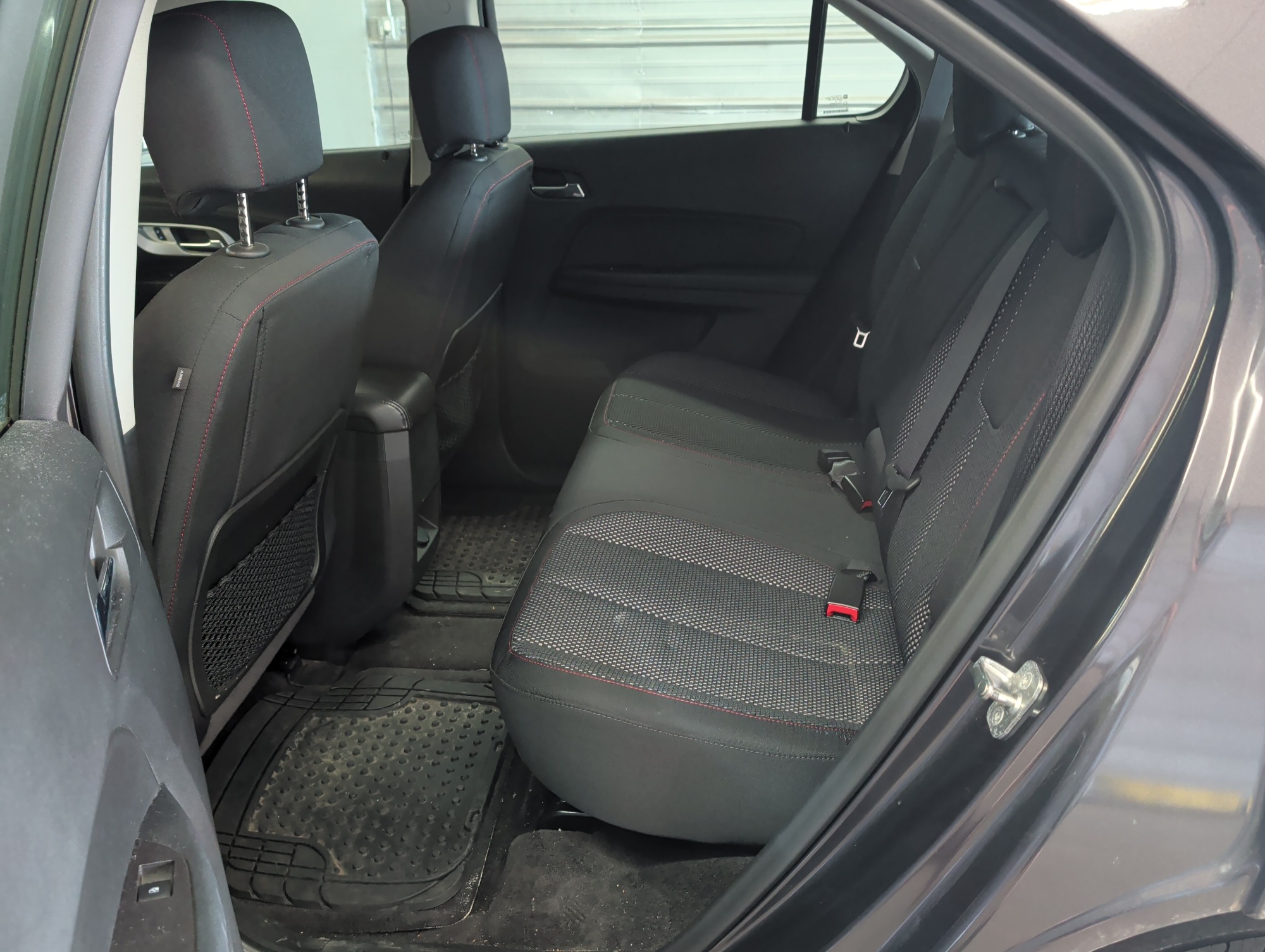 2016 chevrolet equinox ls-awd with 71230 miles for sale near elk-river, minnesota 106382_24_drv_rear_seat.jpg