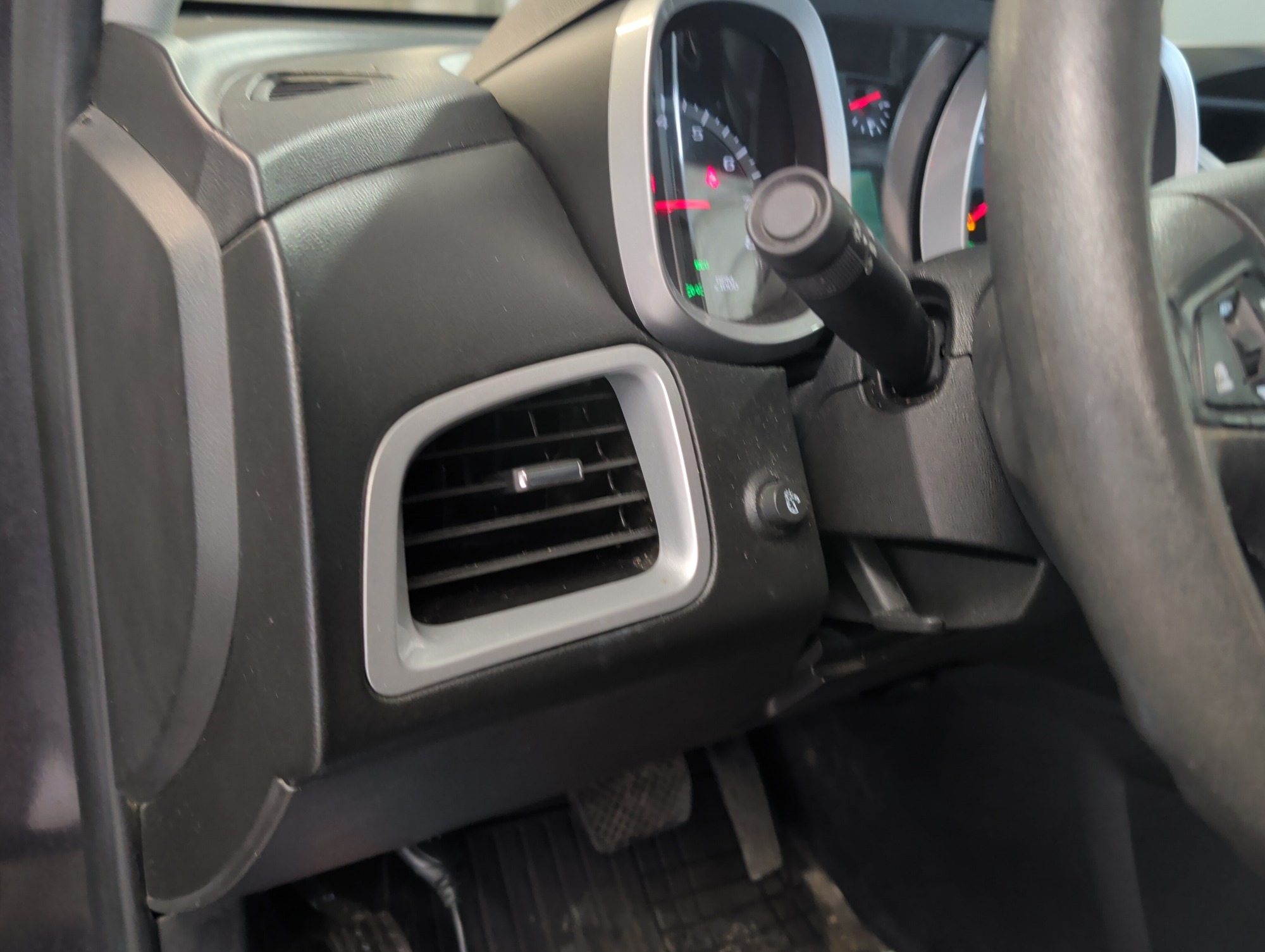 2016 chevrolet equinox ls-awd with 71230 miles for sale near elk-river, minnesota 106382_37_left_of_steering_wheel.jpg