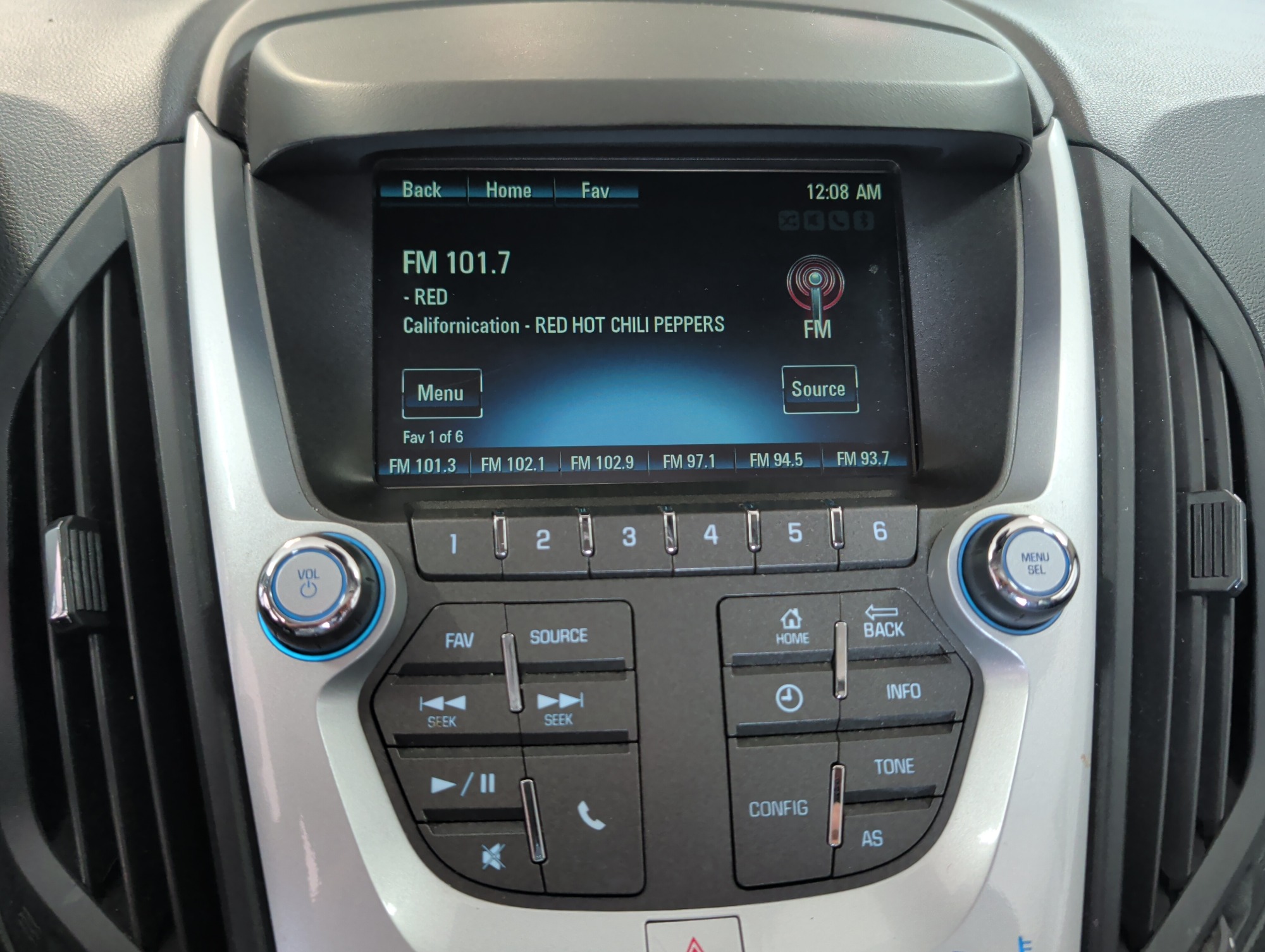 2016 chevrolet equinox ls-awd with 71230 miles for sale near elk-river, minnesota 106382_39_radio_closeup.jpg