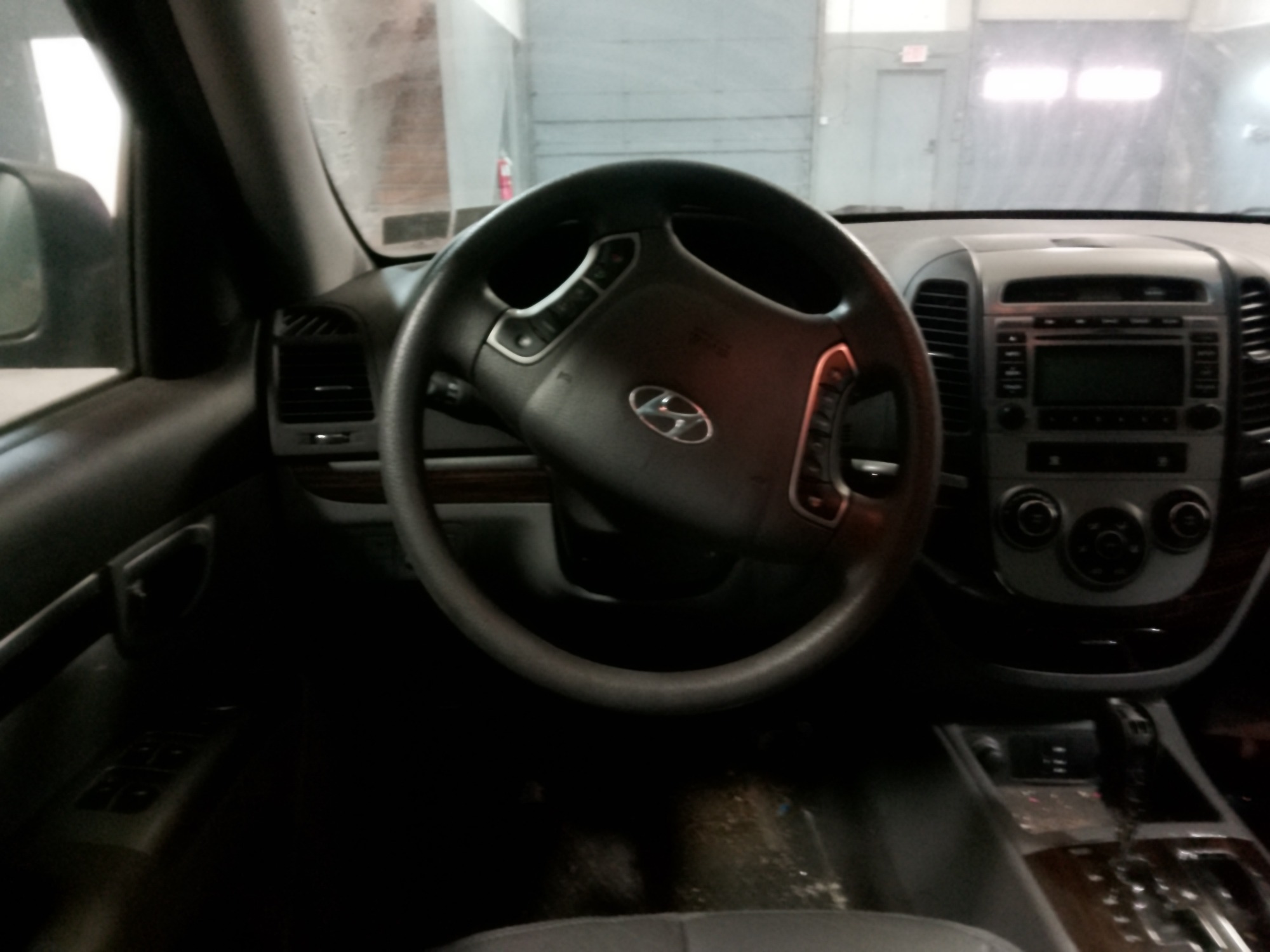 2010 hyundai santa-fe gls-2.4-awd with 186237 miles for sale near elk-river, minnesota 106386_33_dash_from_driver.jpg